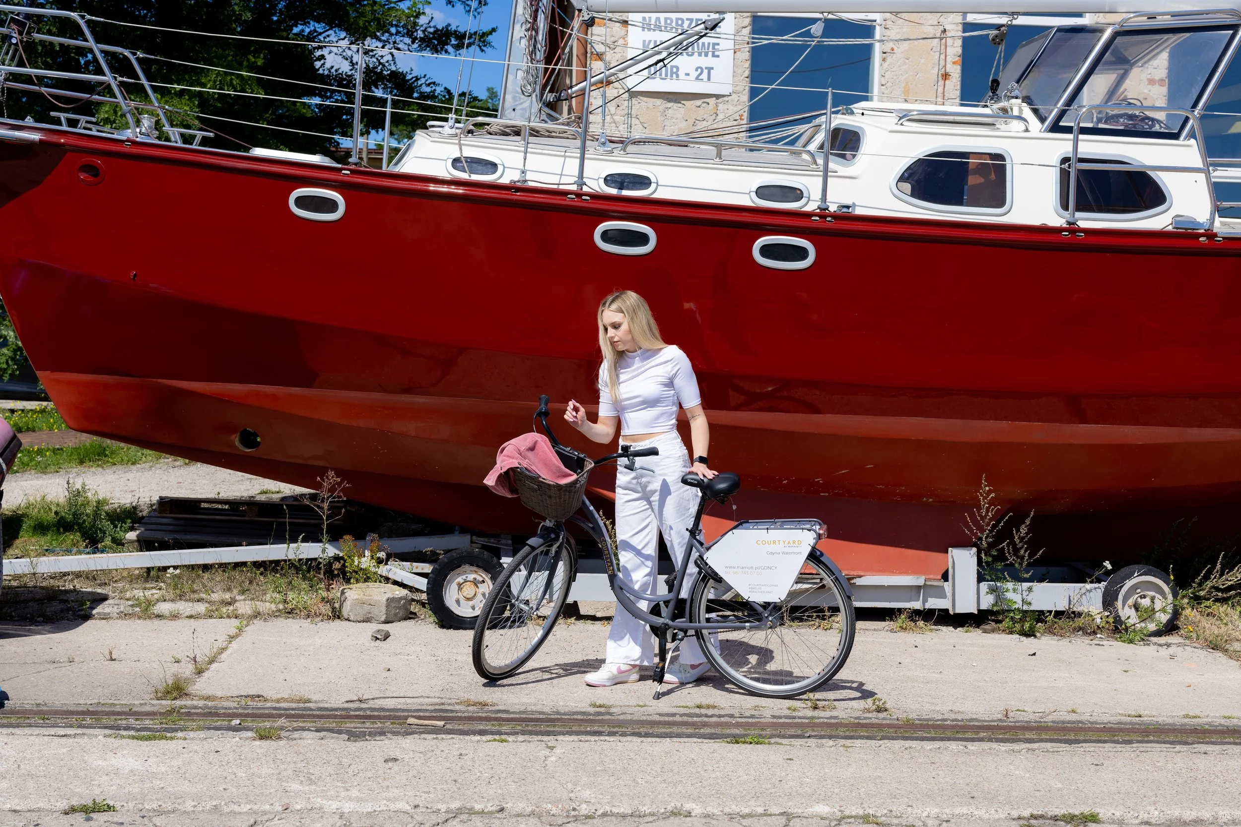 Courtyard Gdynia x Bartek Basista194.jpg