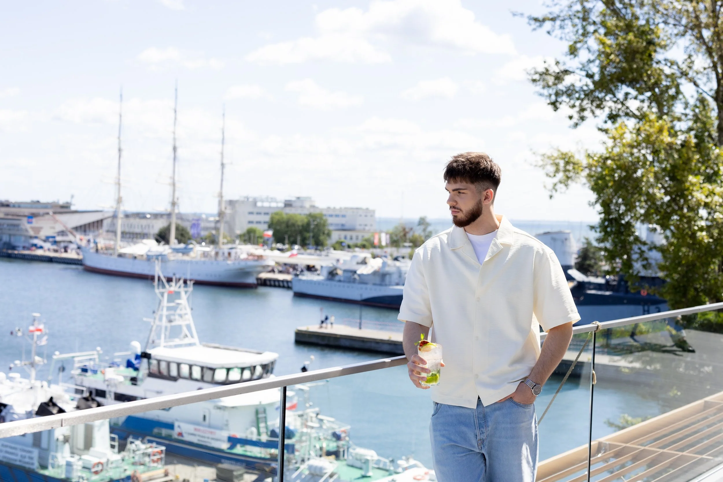 Courtyard Gdynia x Bartek Basista157.jpg