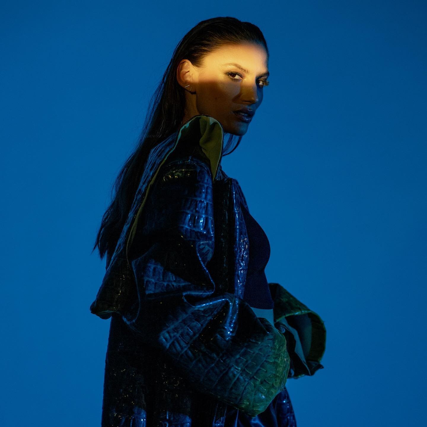 More photos of the badass @leeann_roberts this time in the High Gloss Cadillac Coat. 💚💙💛

Photographer: @jordybrada 
Styling: @sydneyluchies 
Mua: @veerlewijnen_mua