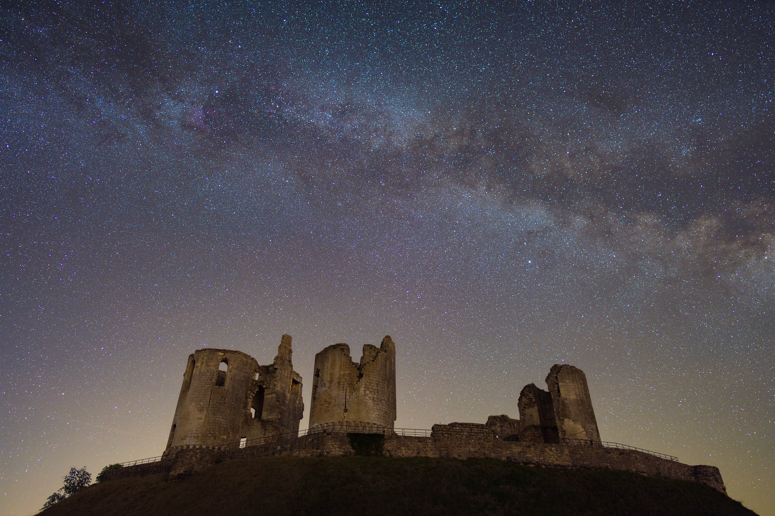 milky_way_castle.jpg