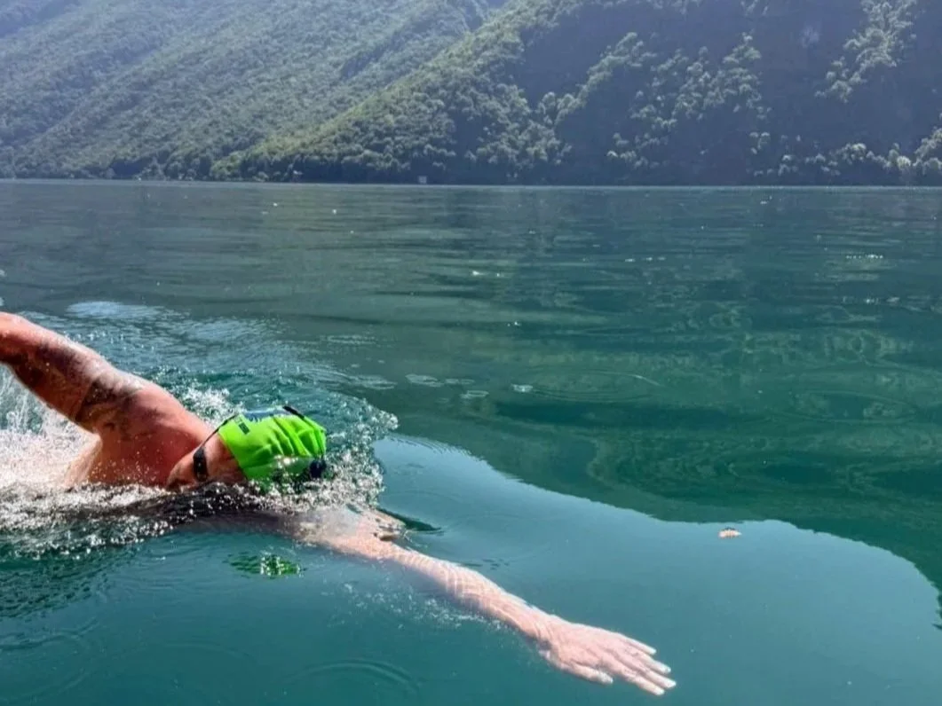  Neil Gilson (United Kingdom) 08 hrs 34 mins 40 secs 