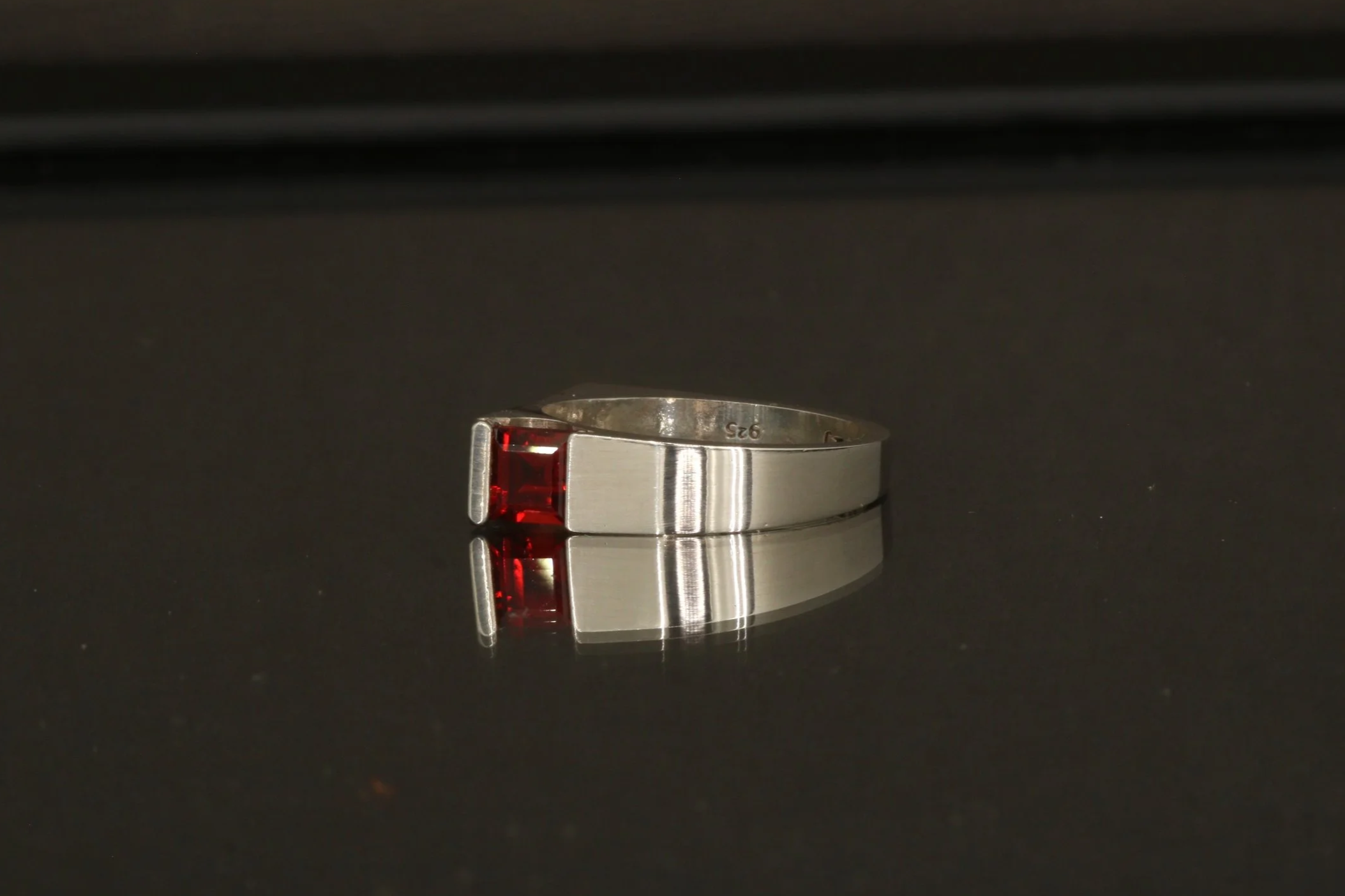 Mozambique Garnet Asymmetric Ring