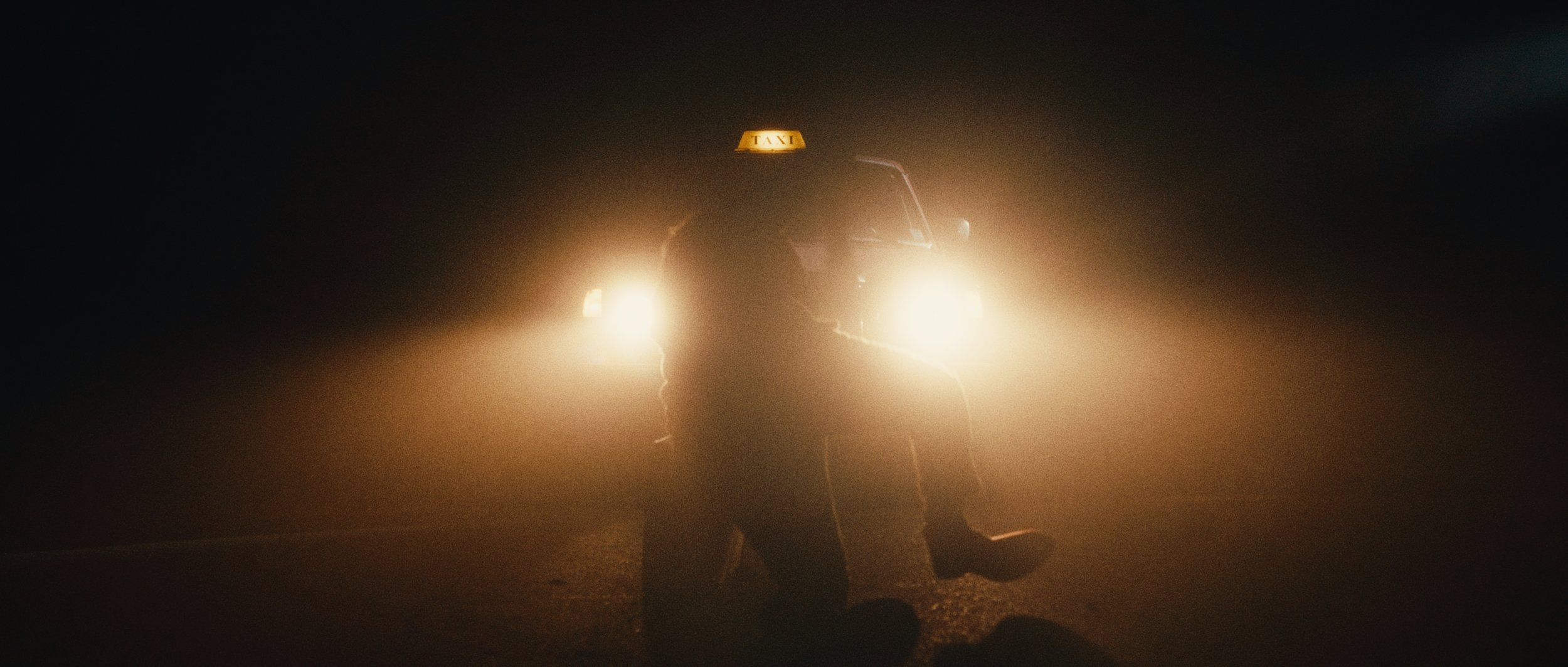 Braden Lam - Unhappy - Stills_1.34.575.jpg