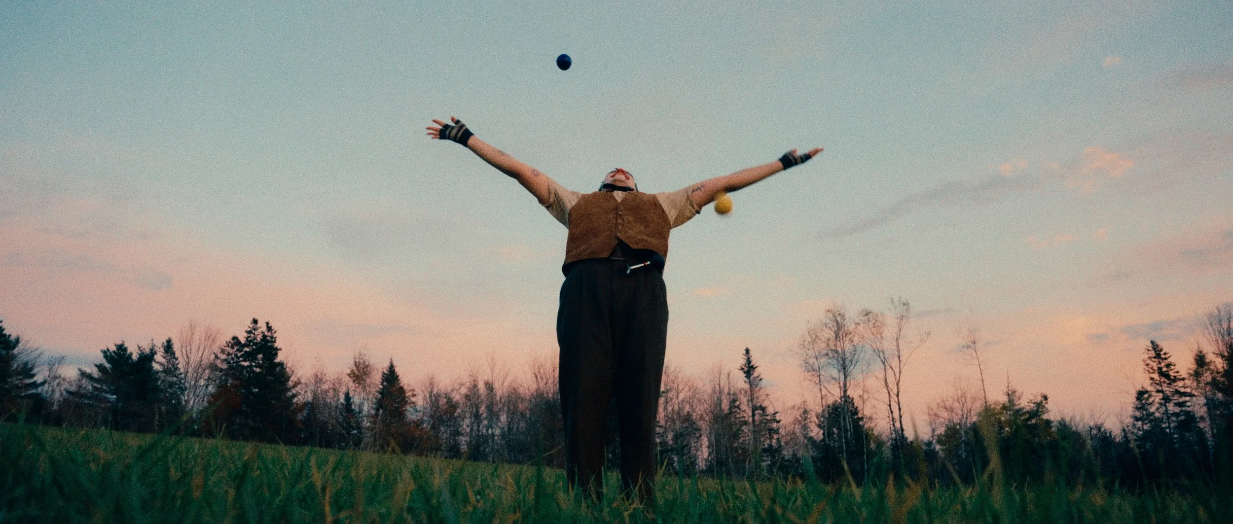 Braden Lam - Unhappy - Stills_1.34.255.jpg