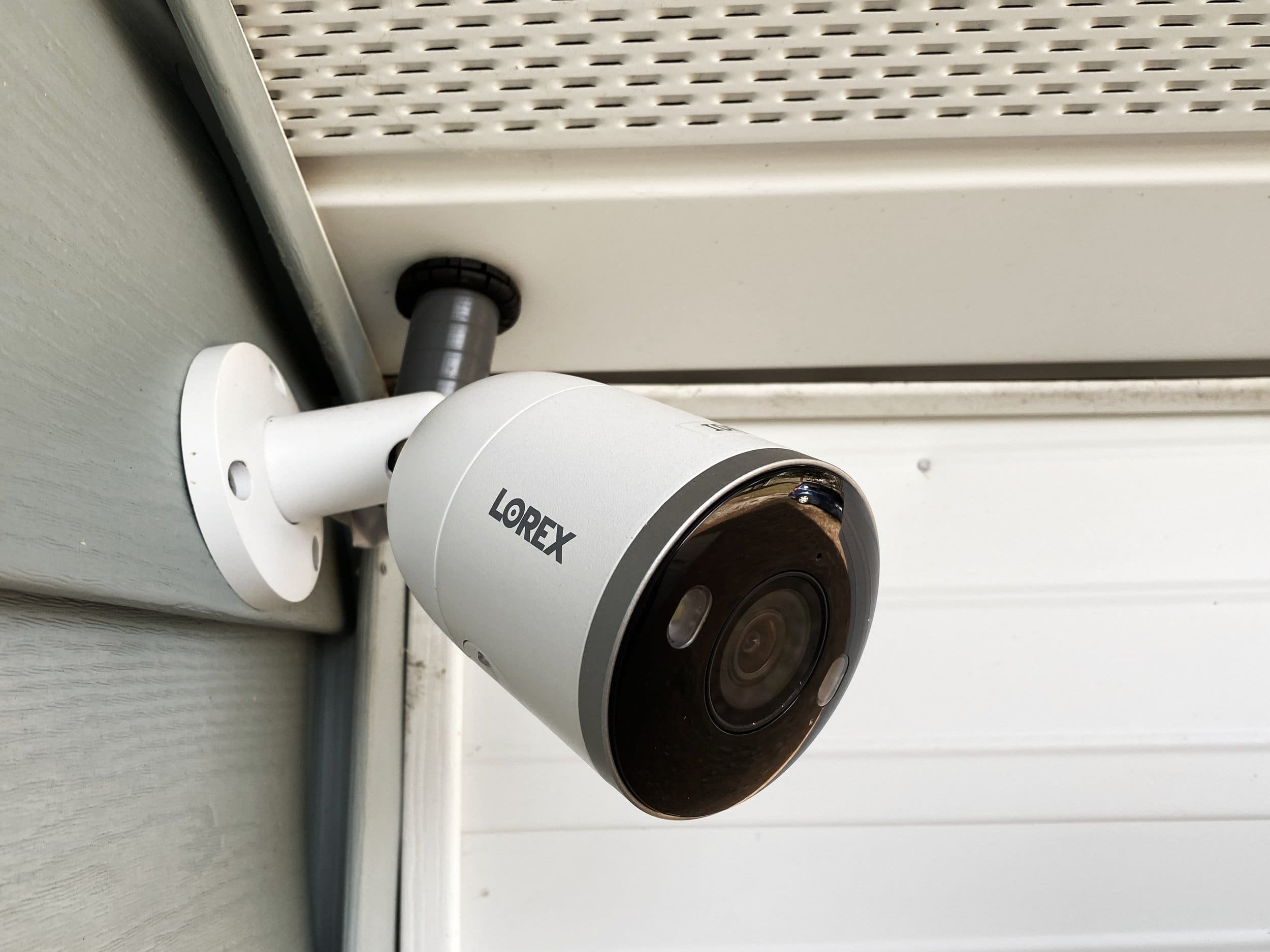Lorex+Camera-min.jpg