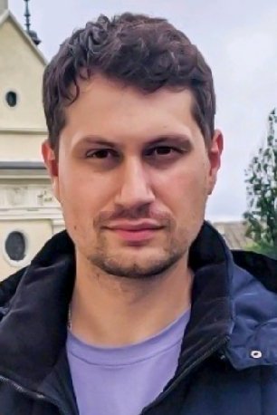 Vasyl Utoropchuk is a fine art oil painter specializing in hand-painted portrait work. His process transforms photographs into timeless oil paintings