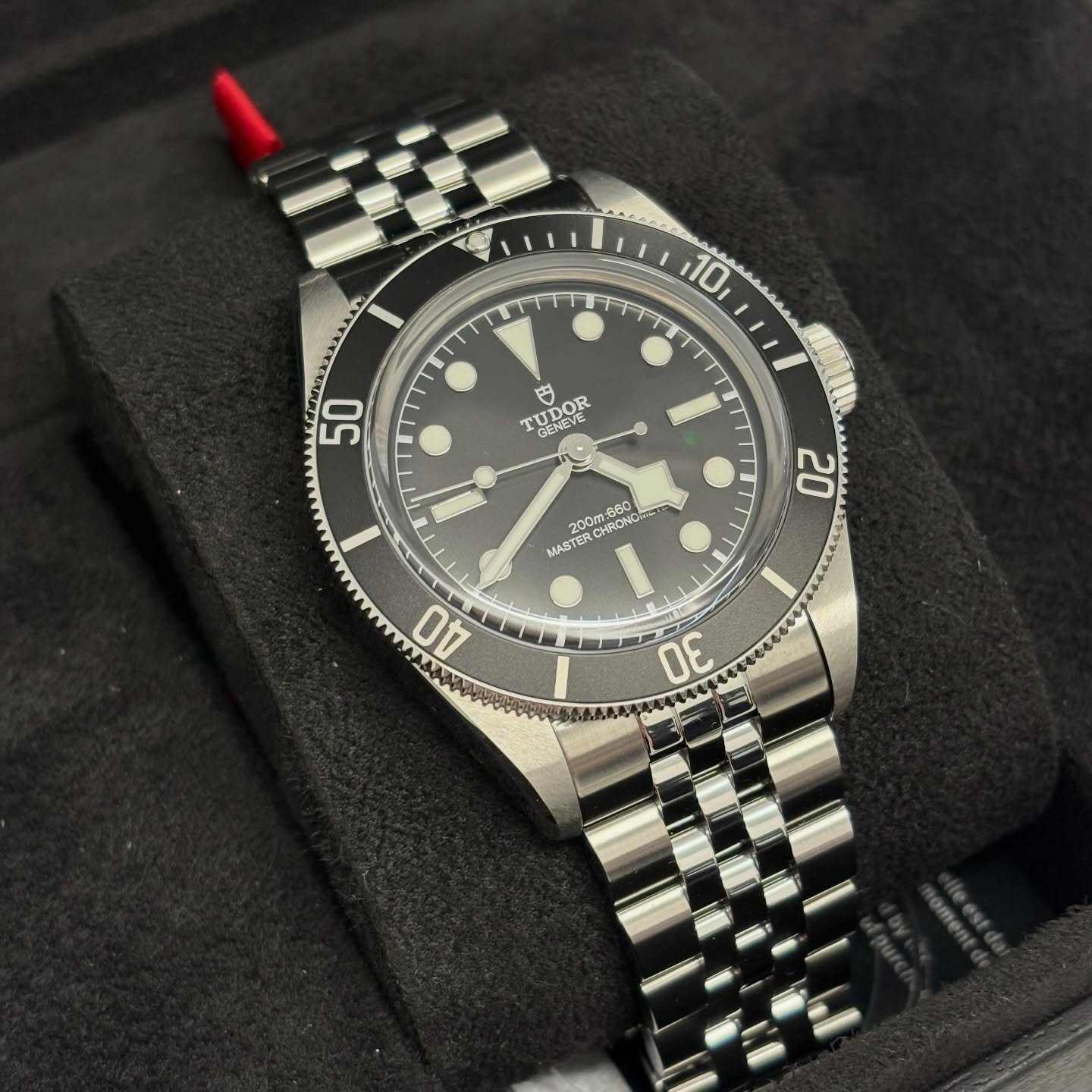&pound;3500 💸

Tudor Black Bay 41 Monochrome
Model 7941A1A0
Year 2026, card undated&nbsp;
41mm Stainless steel case and jubilee bracelet
Manufacture Calibre MT5602-U (COSC and METAS certified) 70 hour power reserve&nbsp;
Black, domed, with silver-co
