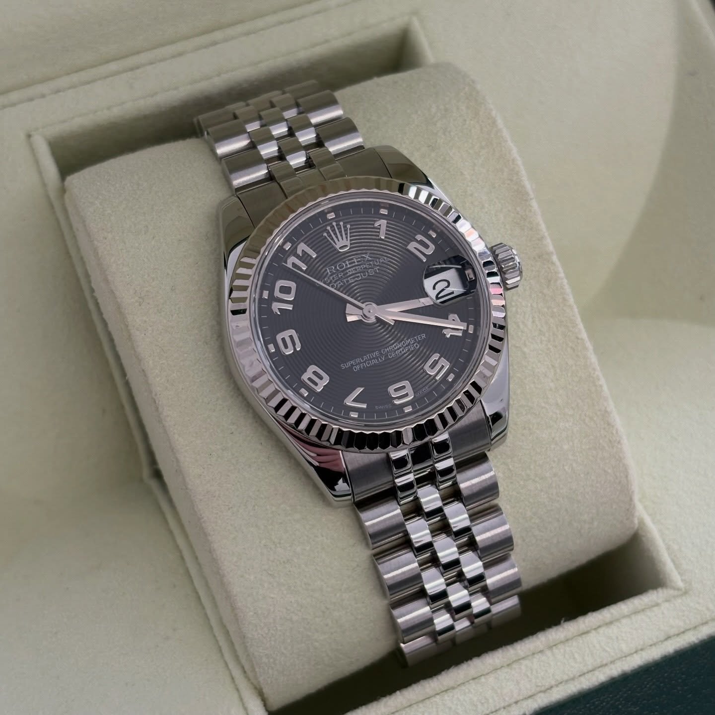&pound;5950 💸

Rolex Datejust
Model 178274
Year 2011+
Black Arabic Dial
Automatic movement
Stainless Steel Jubilee Hidden Clasp Bracelet
31mm Stainless Steel Case
White Gold Fluted Bezel

Watch and box only
Serviced April 2026
Case and bracelet poli