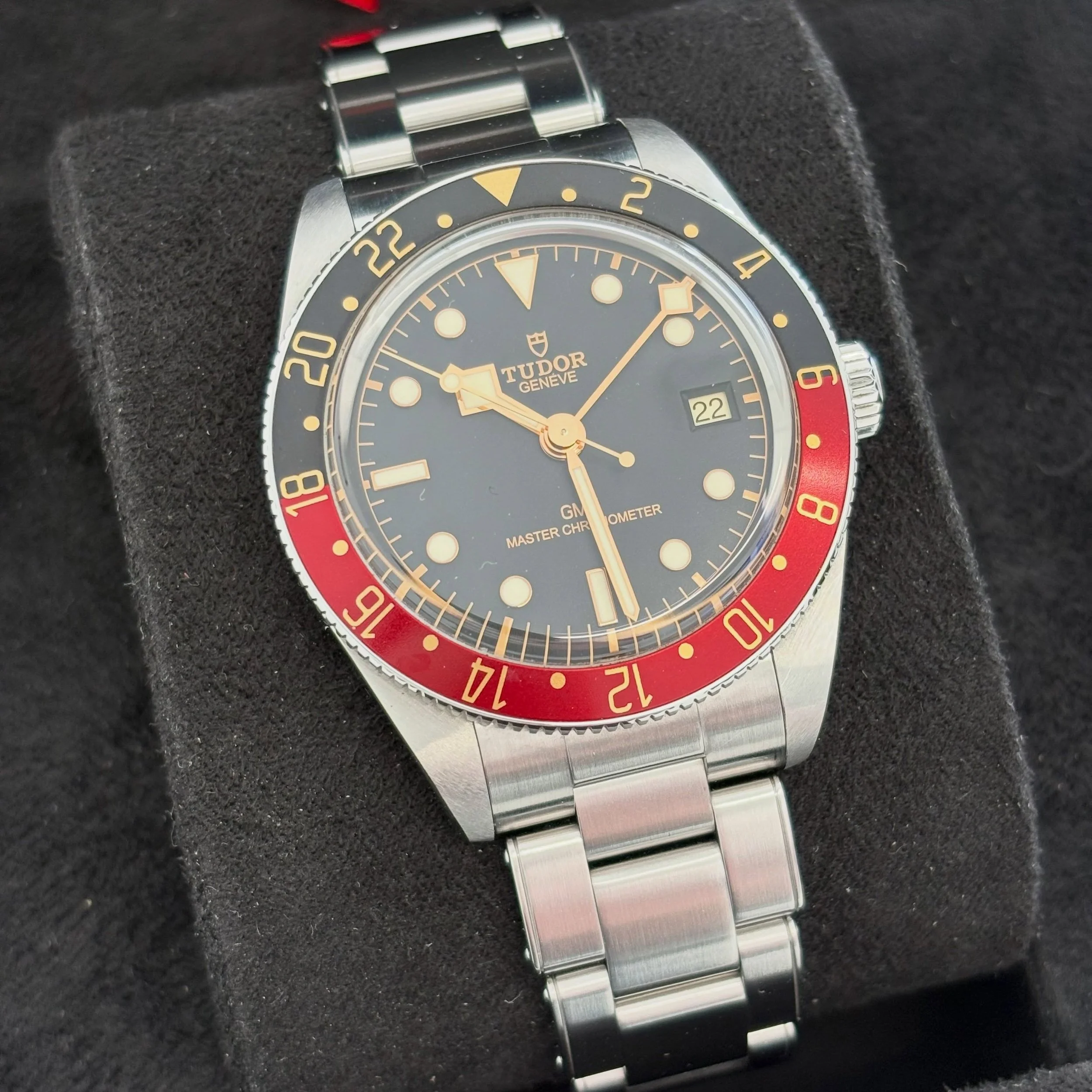 &pound;3300 💸

Tudor Black Bay 58 GMT &lsquo;Coke&rsquo; 
Model M7939G1A0NRU-0001
Year 2024

Black, domed, with gilt applied hour marker dial

Manufacture Calibre MT5450-U (COSC and METAS certified) Self-winding mechanical movement with bidirectiona
