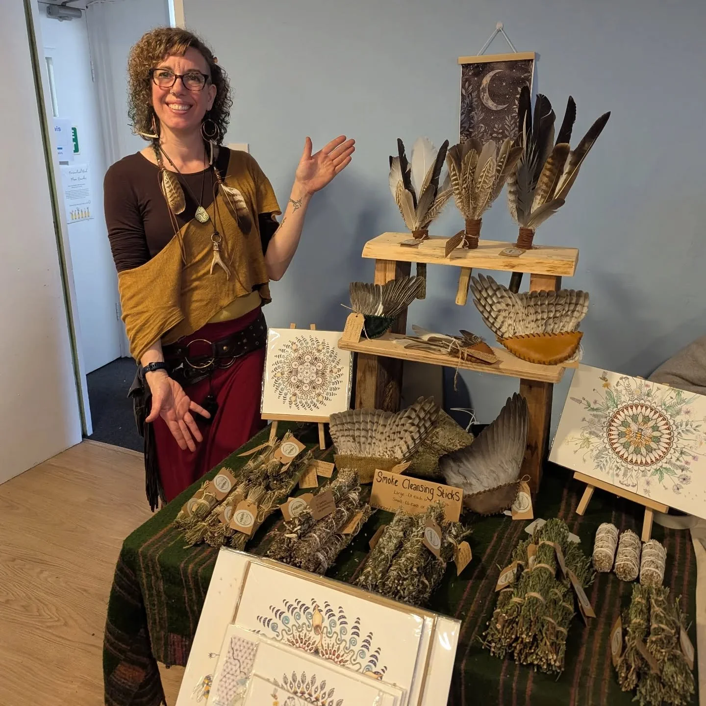 I would like to say a huge thank you to everyone that popped by to say hello at the @bristolgoddesstemple community day. 

It has been such a lovely day. I have had so many lovely conversations and lots of smoke cleansing fans went to new homes. 

I 