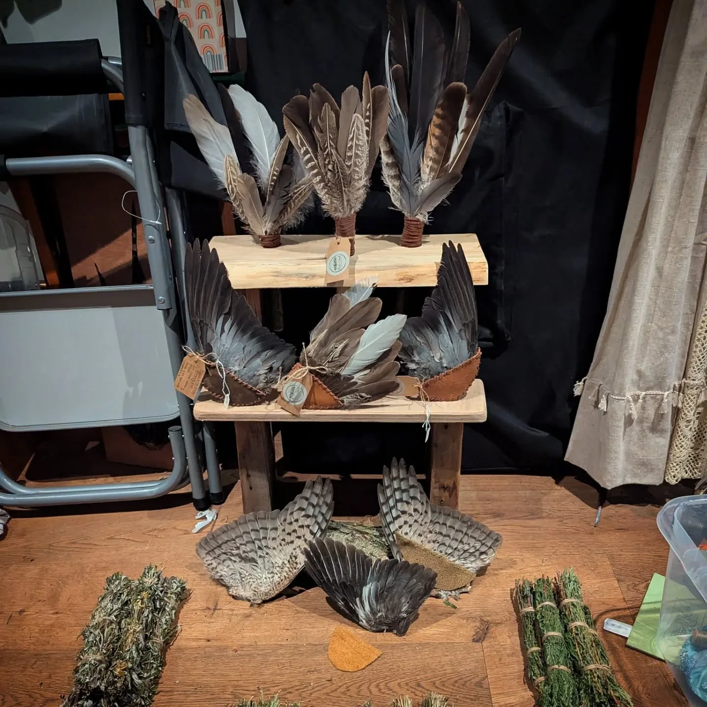I have been busy this afternoon, building a new display stand for my stall at the Bristol Goddess Temple open day on Sunday. 

From left over bits of wood to something useful and beautiful. I think I am in love 😍

#hinterlandhealinguk #womanowned #d
