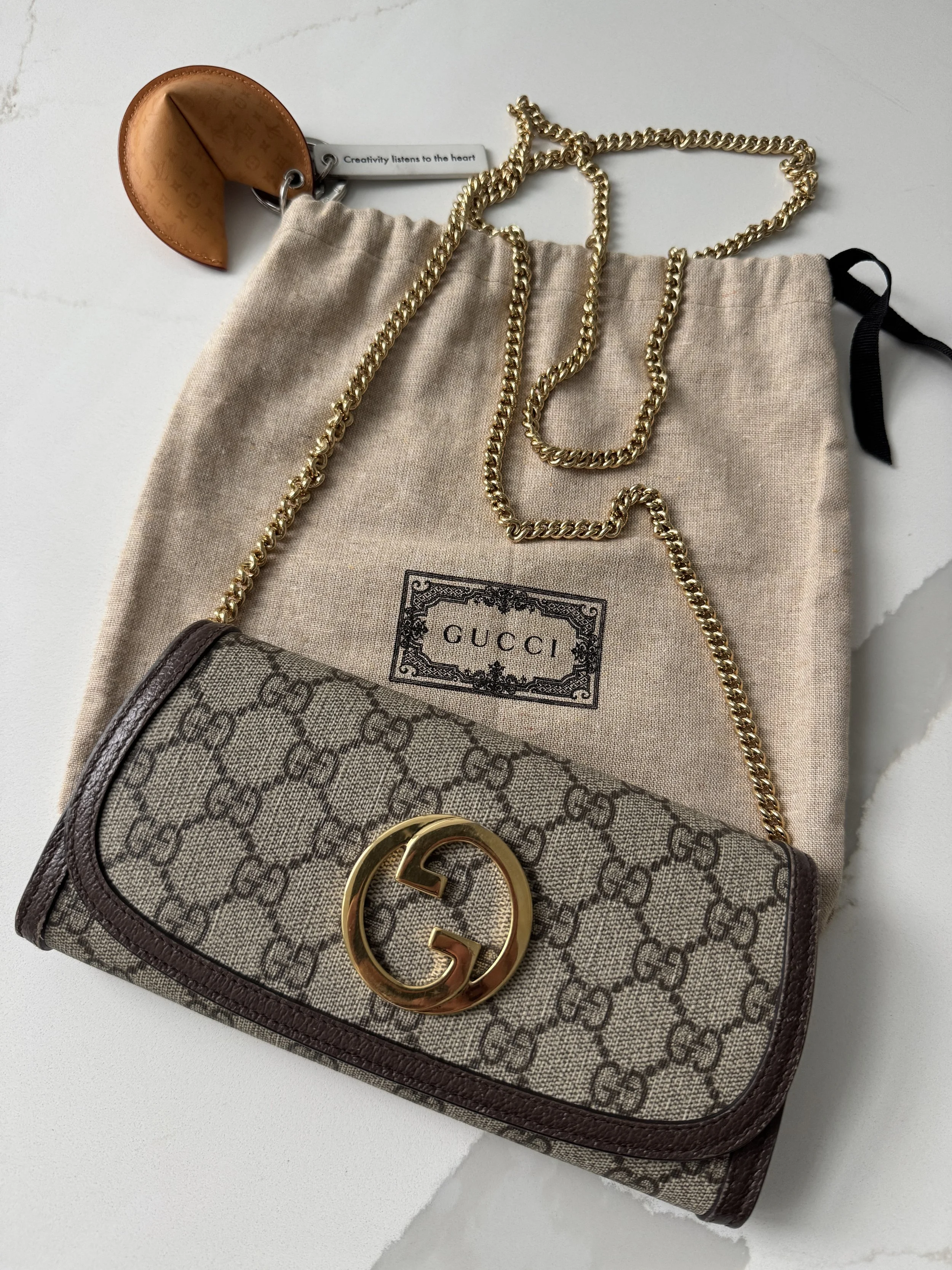 Gucci GG Blondie Continental Chain Wallet