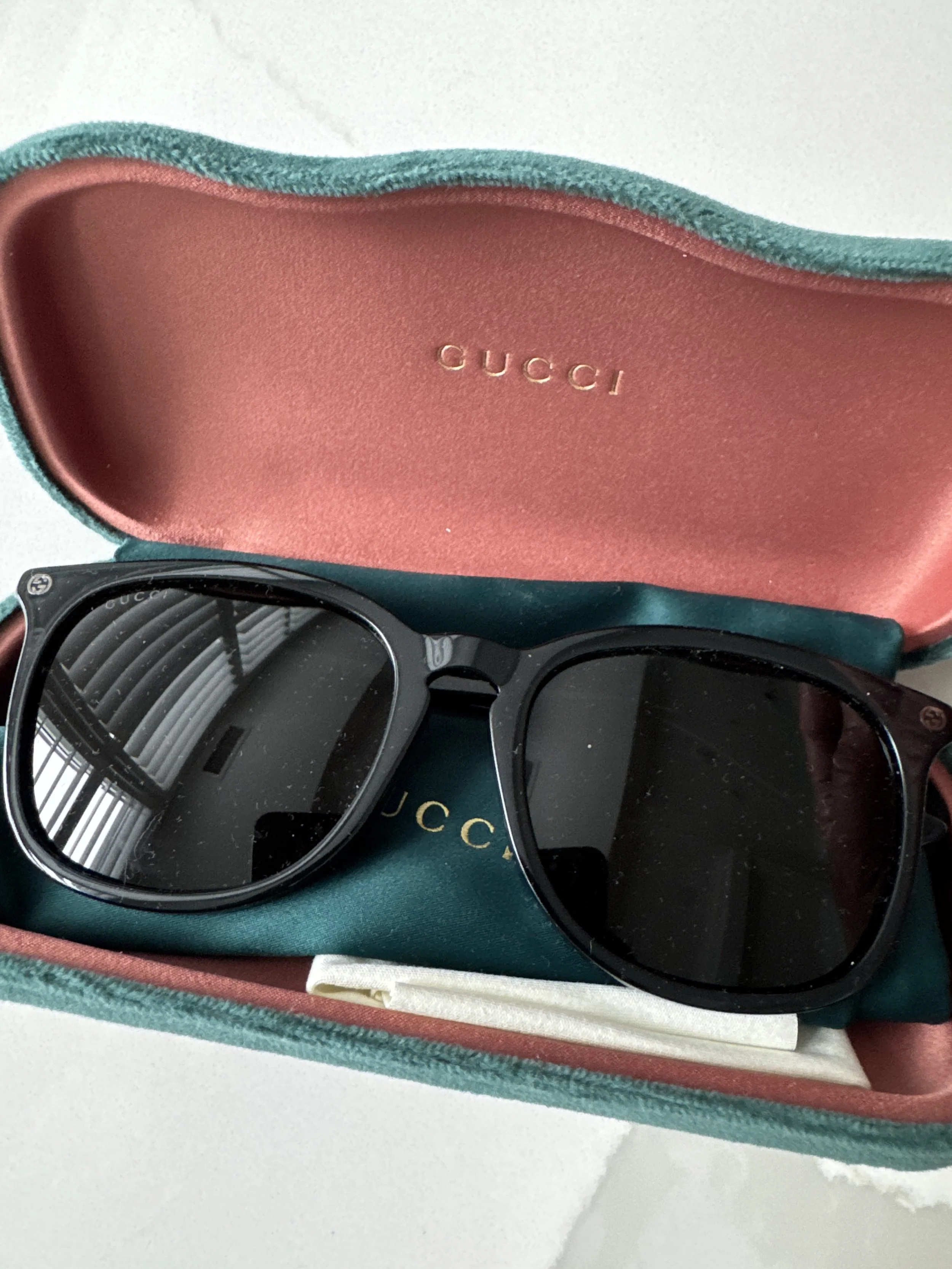 Gucci Round Oval Sunglasses