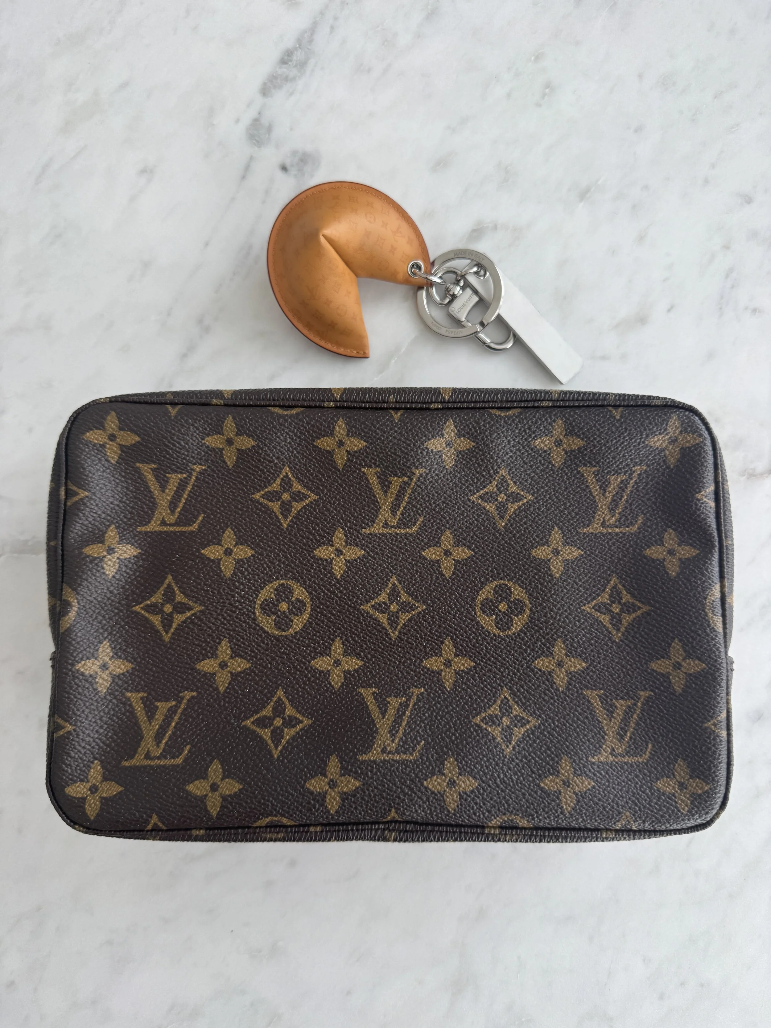 Louis Vuitton Trousse 23 in Monogram Canvas