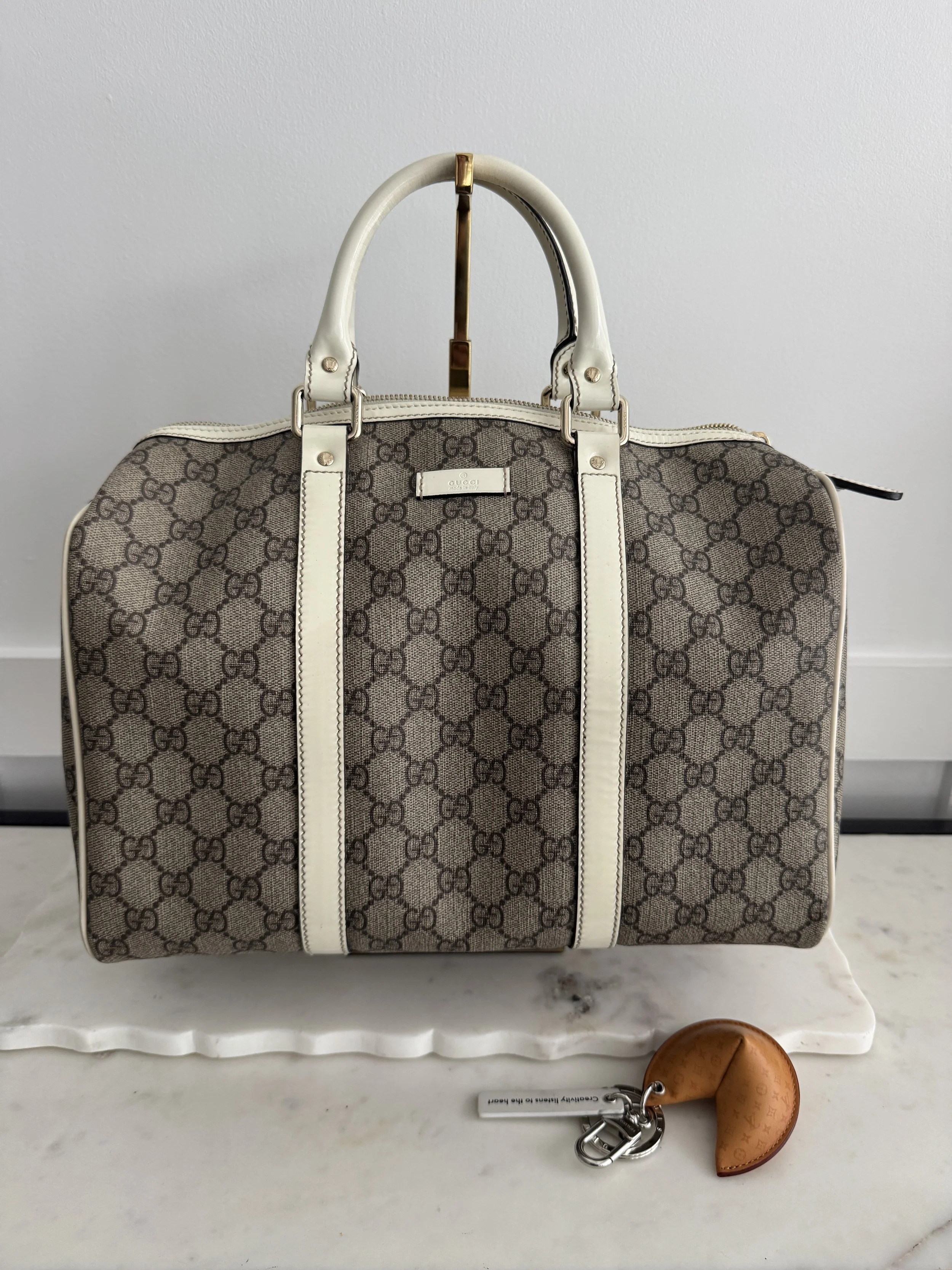 Gucci GG Supreme Medium Boston