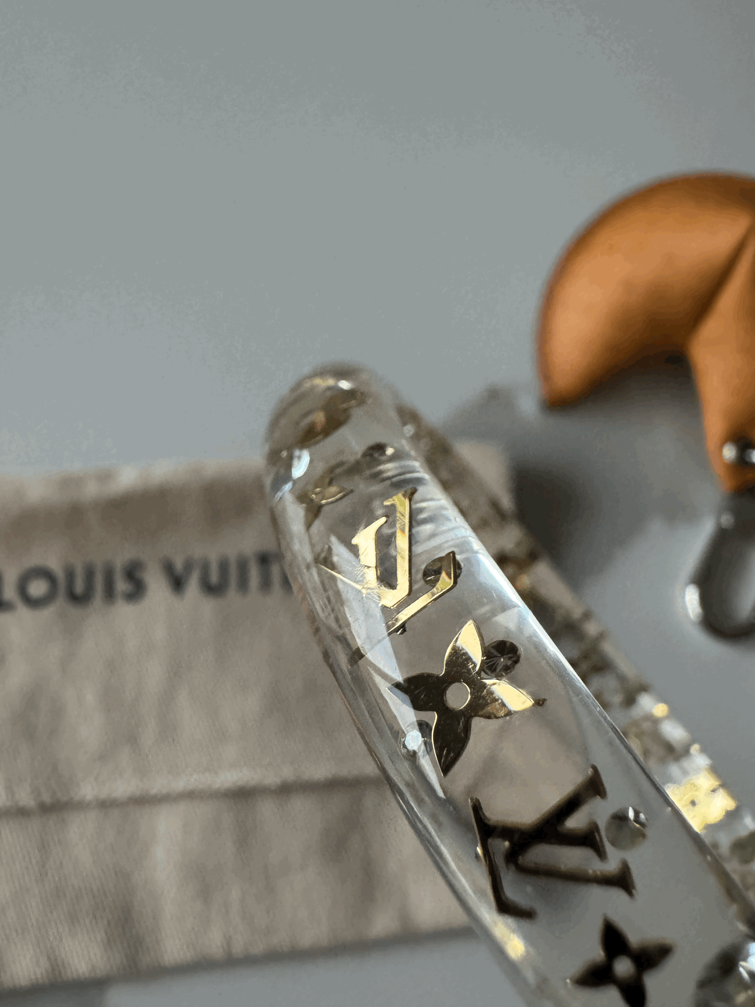 tempImageo3VsKm.gif