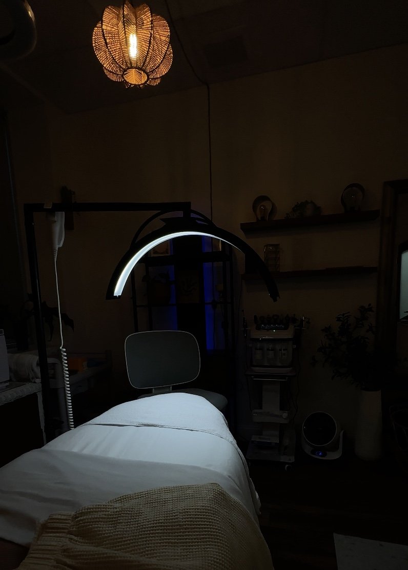 Thinking about a career as a Brow Artist?