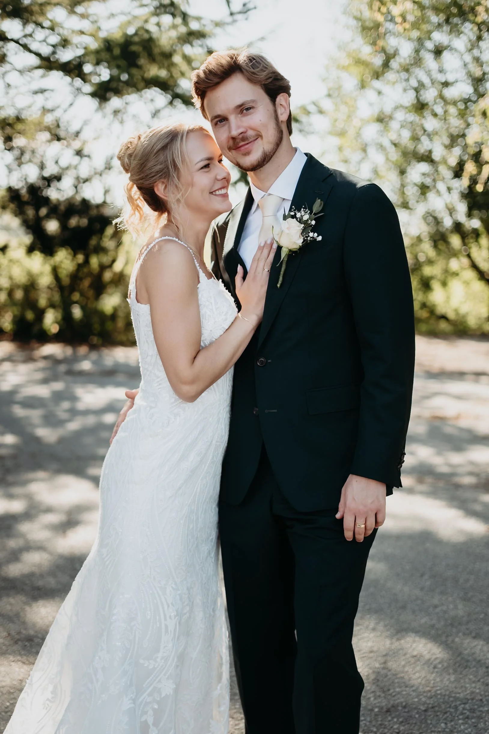 Det er kjekt å være fotograf i Bryllup i Stavanger, her sammen med brud og brudgom på Drivhuset på Bærheim