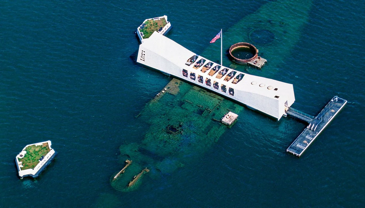 Pearl Harbor Deluxe Tour