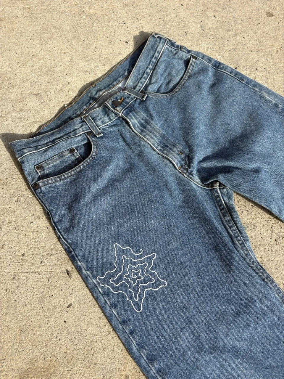 squiggle star jeans (32 × 32)