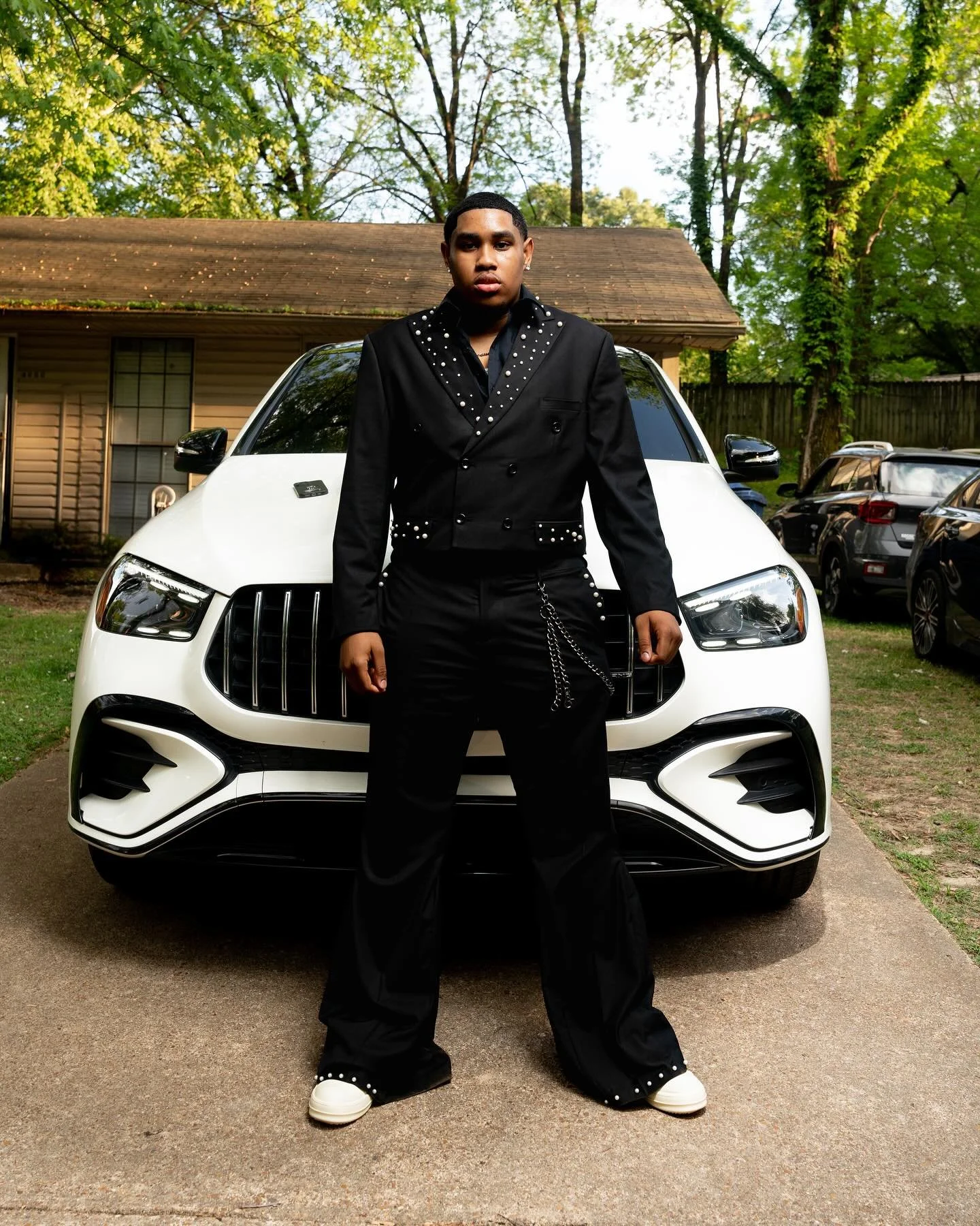 1 of 1 @whodev0 

#prom2025