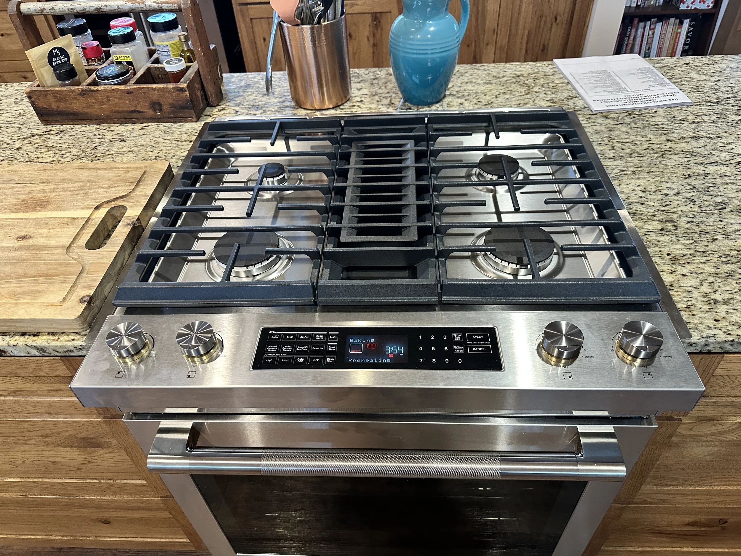 The new stove is here!