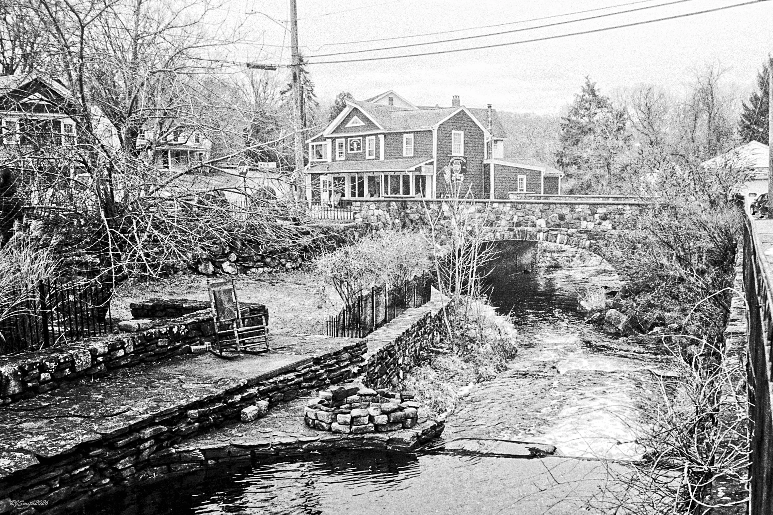 1422AB005 copyShunock River (Panda 400) 12X8  A7475409.jpg