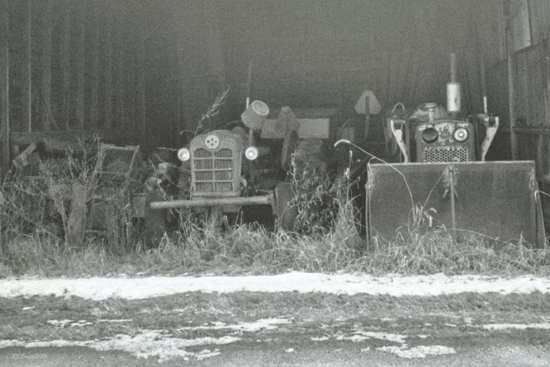 1420AA032 copyHangman Hill Rd (Panda 400) 6X4 A7475398.jpg