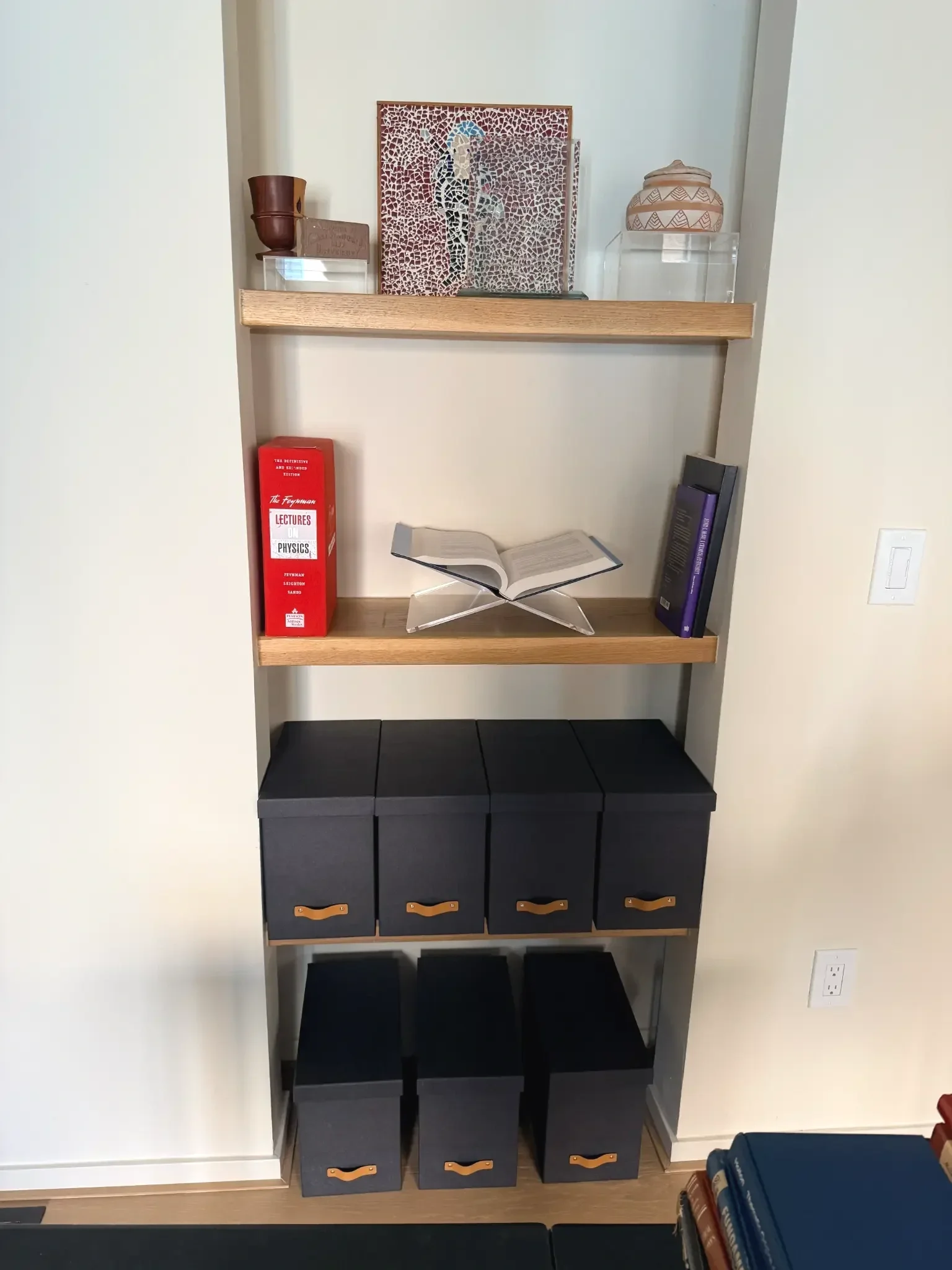 decluttered book shelf