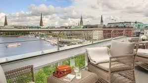 Fairmont Vier Jahreszeiten