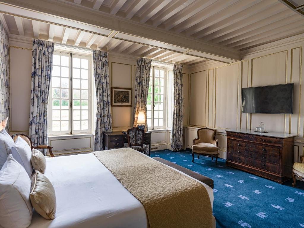 Chateau D Audrieu Hotel