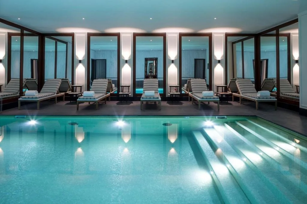 J.k. Place Paris