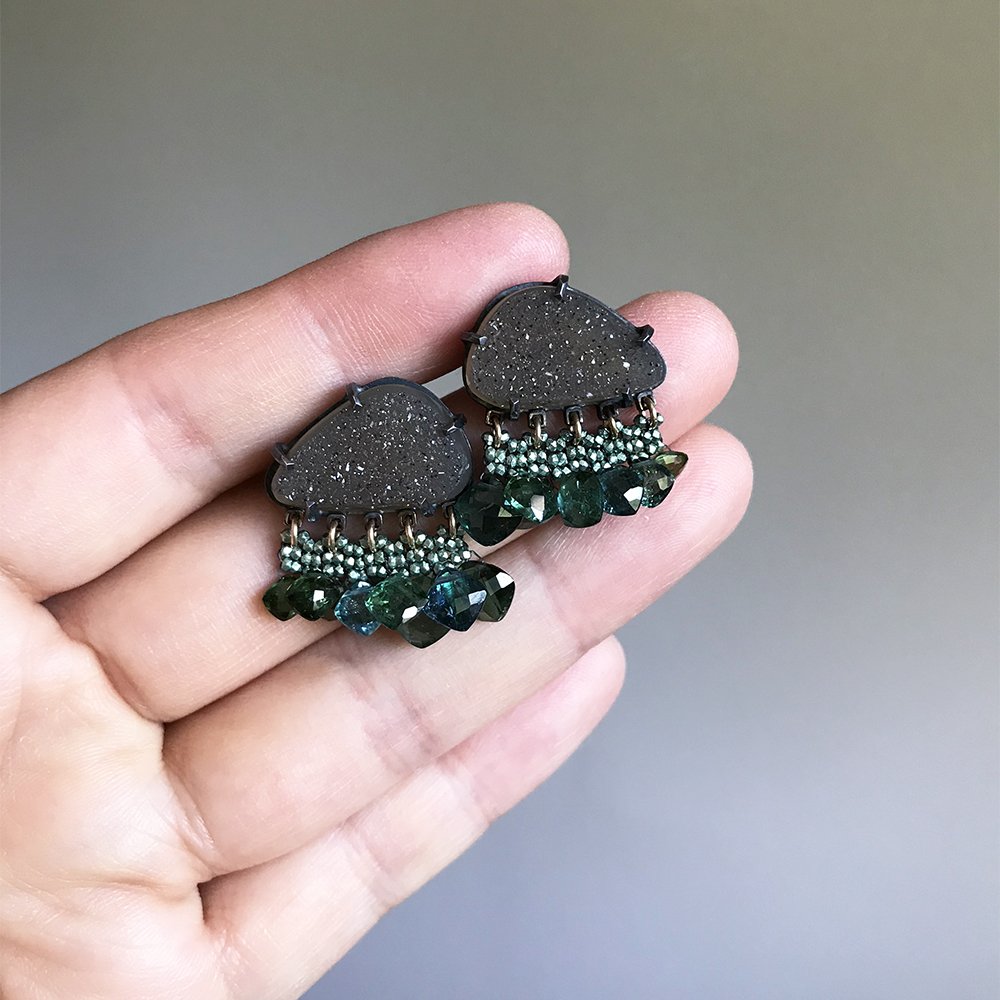SmokyDruzyEarrings3.jpg