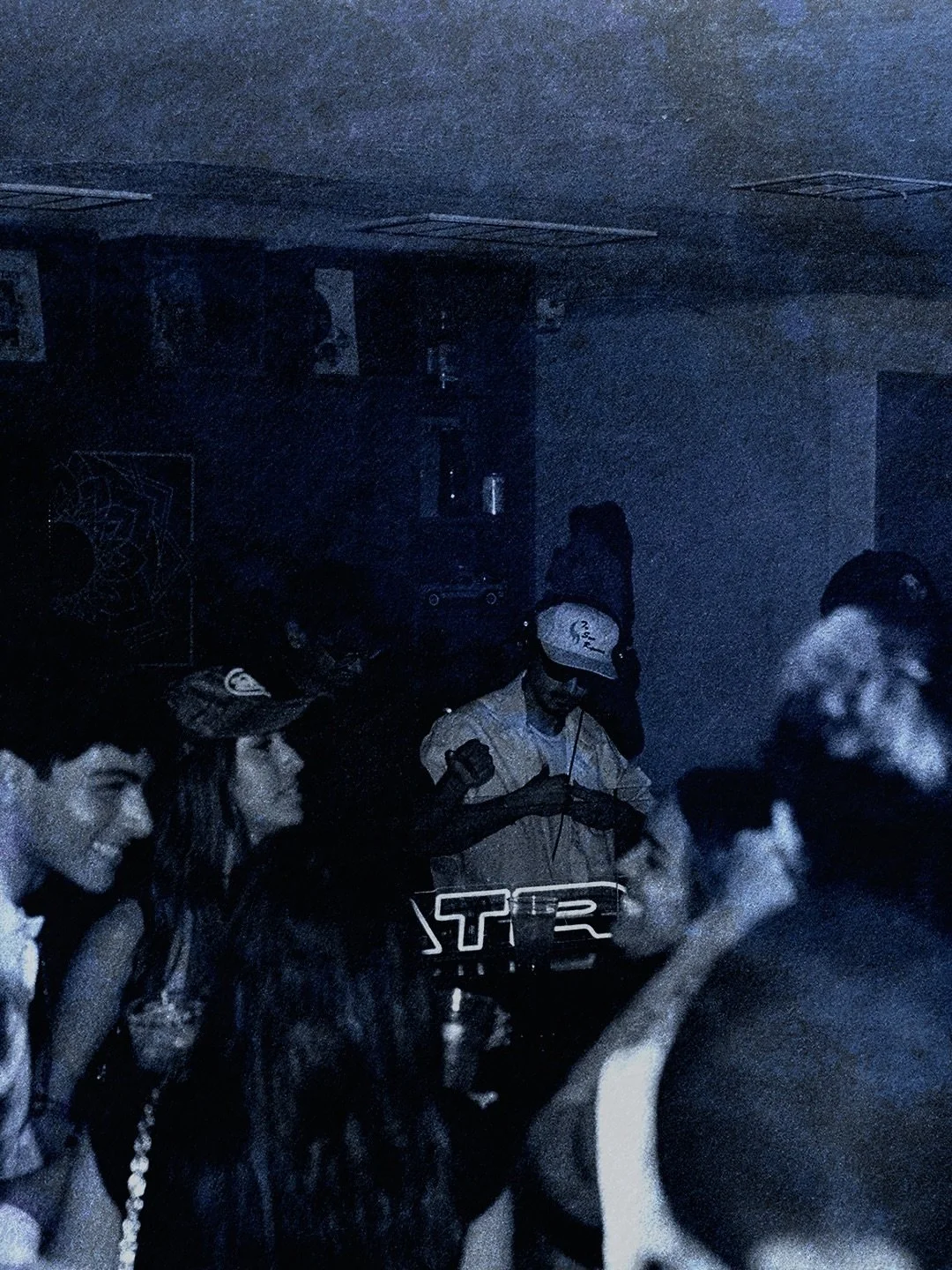 🚨GIVEAWAY🚨

We are giving away 2 guest list spots for our 10th Show Anniversary this Friday, April 24th at @scottsdalearchives 💛

TO ENTER:
1. Like this post
2. Share slide 3 to your story
3. Follow us if you don&rsquo;t already
4. Tag your +1 in 
