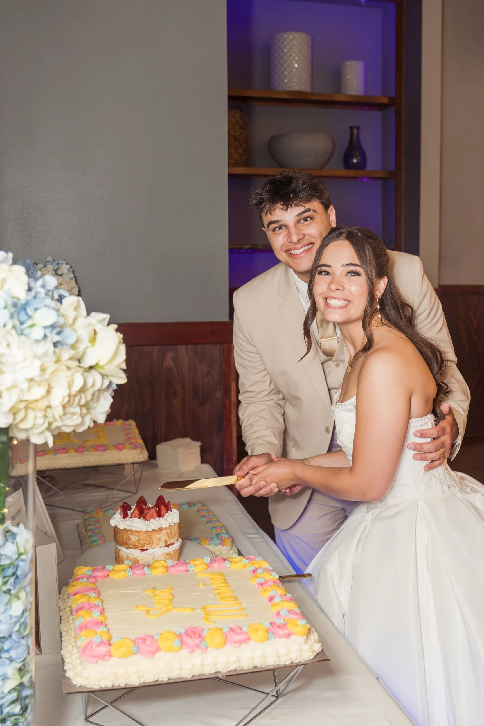 Celebrations-on-the-river-la-crosse-wisconsin-wedding-photography-midwest-wedding-portraits455.jpg