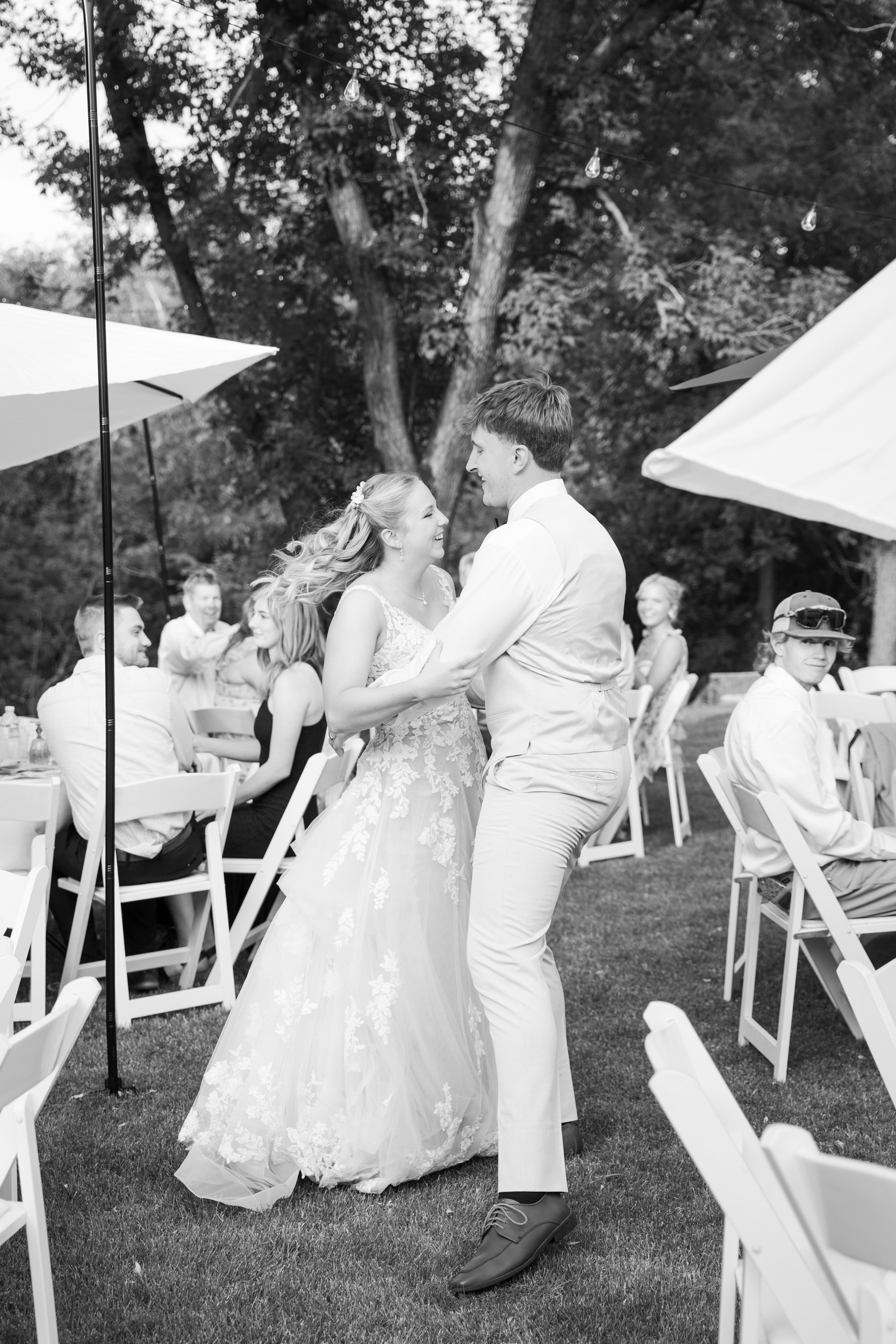 Wisconsin-wedding-photographer-lacrosse-best-wedding-photography-bride-2027-milwaukee-wedding-photographer-bridal-portraits-588.jpg