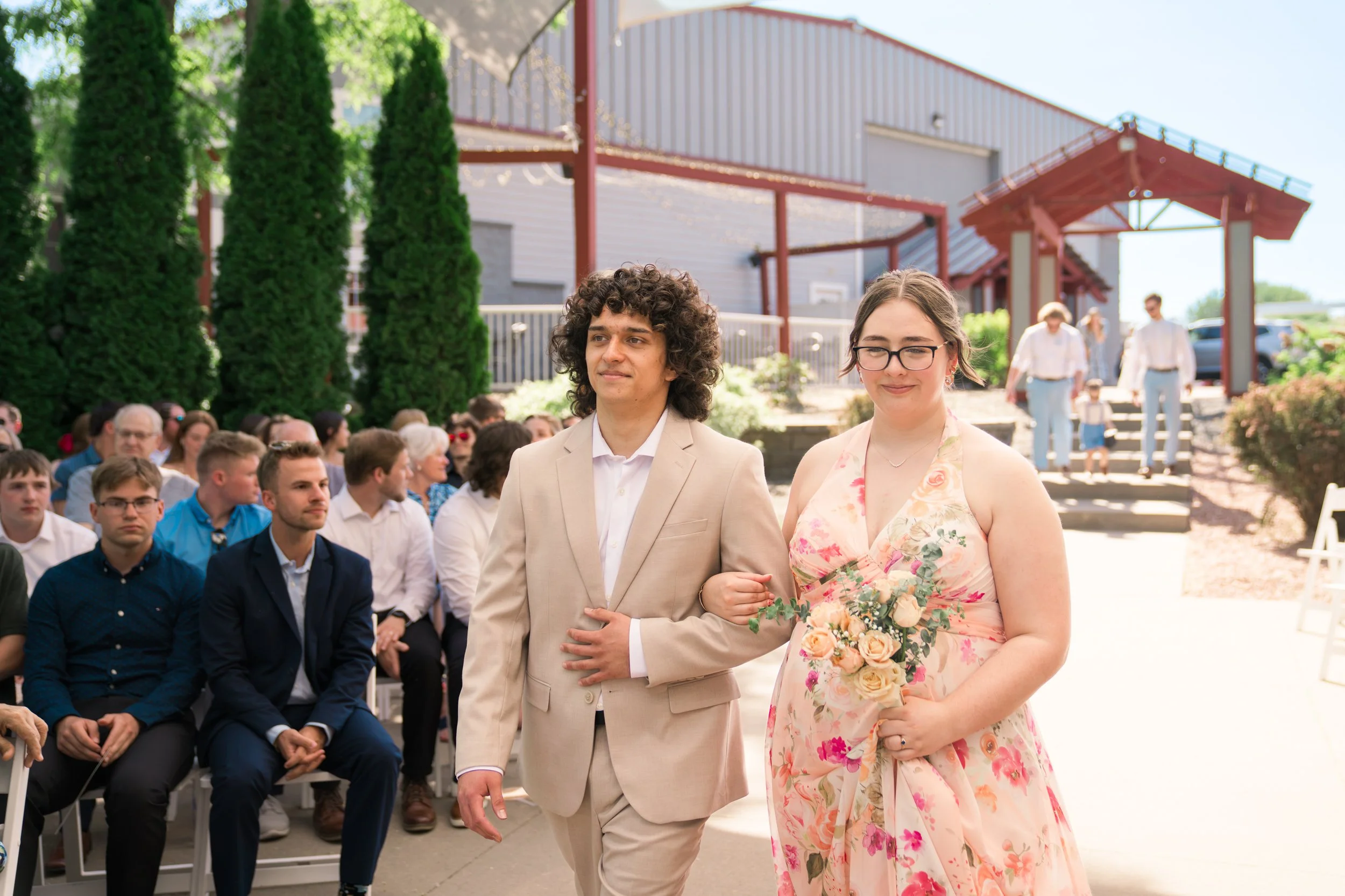 Celebrations-on-the-river-la-crosse-wisconsin-wedding-photography-midwest-wedding-portraits194.jpg