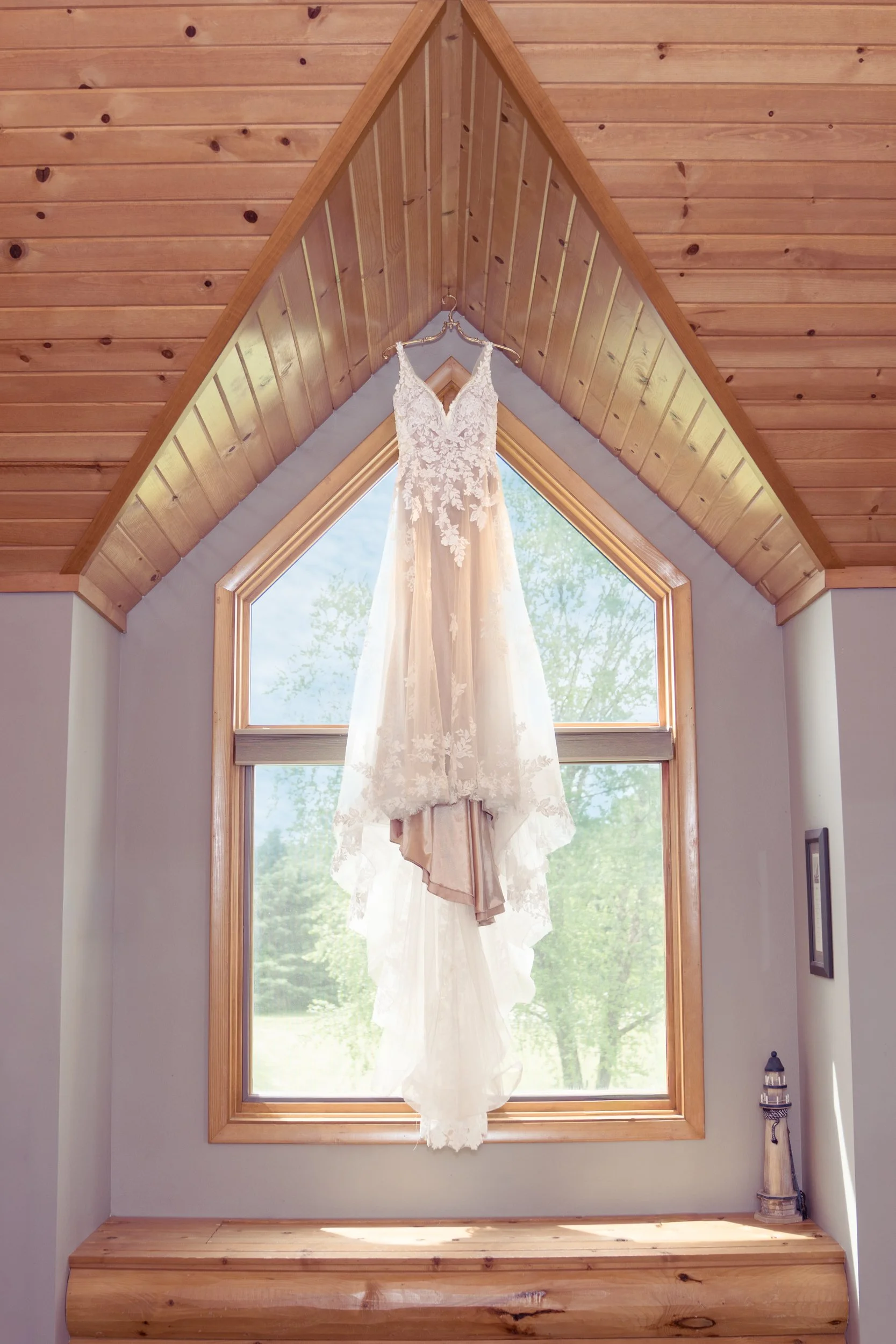 Wisconsin-wedding-photographer-lacrosse-best-wedding-photography-bride-2027-milwaukee-wedding-photographer-bridal-portraits-057.jpg