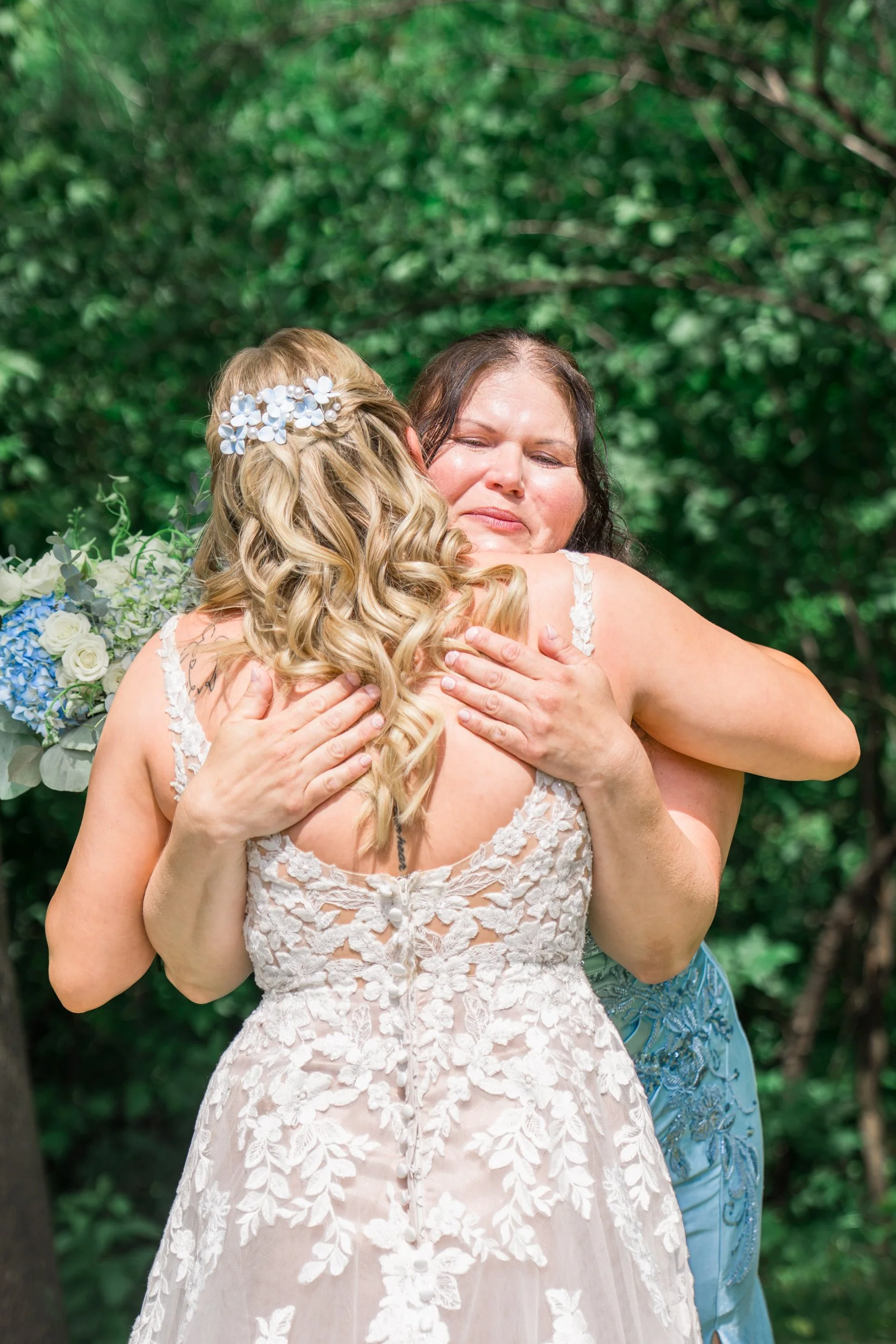 Wisconsin-wedding-photographer-lacrosse-best-wedding-photography-bride-2027-milwaukee-wedding-photographer-bridal-portraits-161.jpg