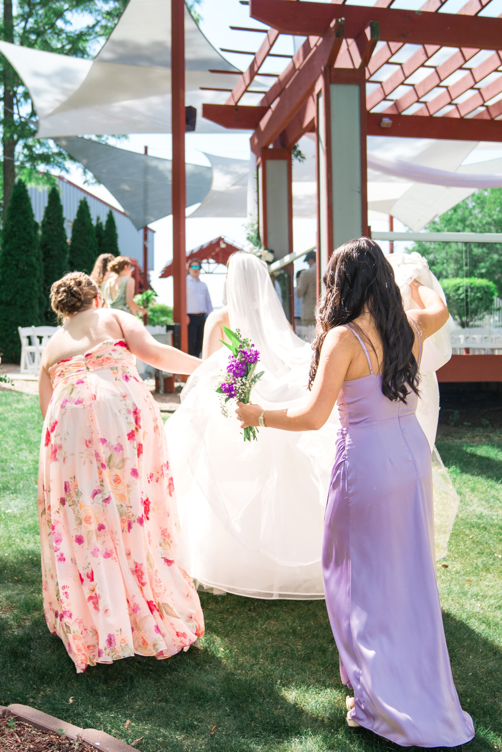 Celebrations-on-the-river-la-crosse-wisconsin-wedding-photography-midwest-wedding-portraits129.jpg