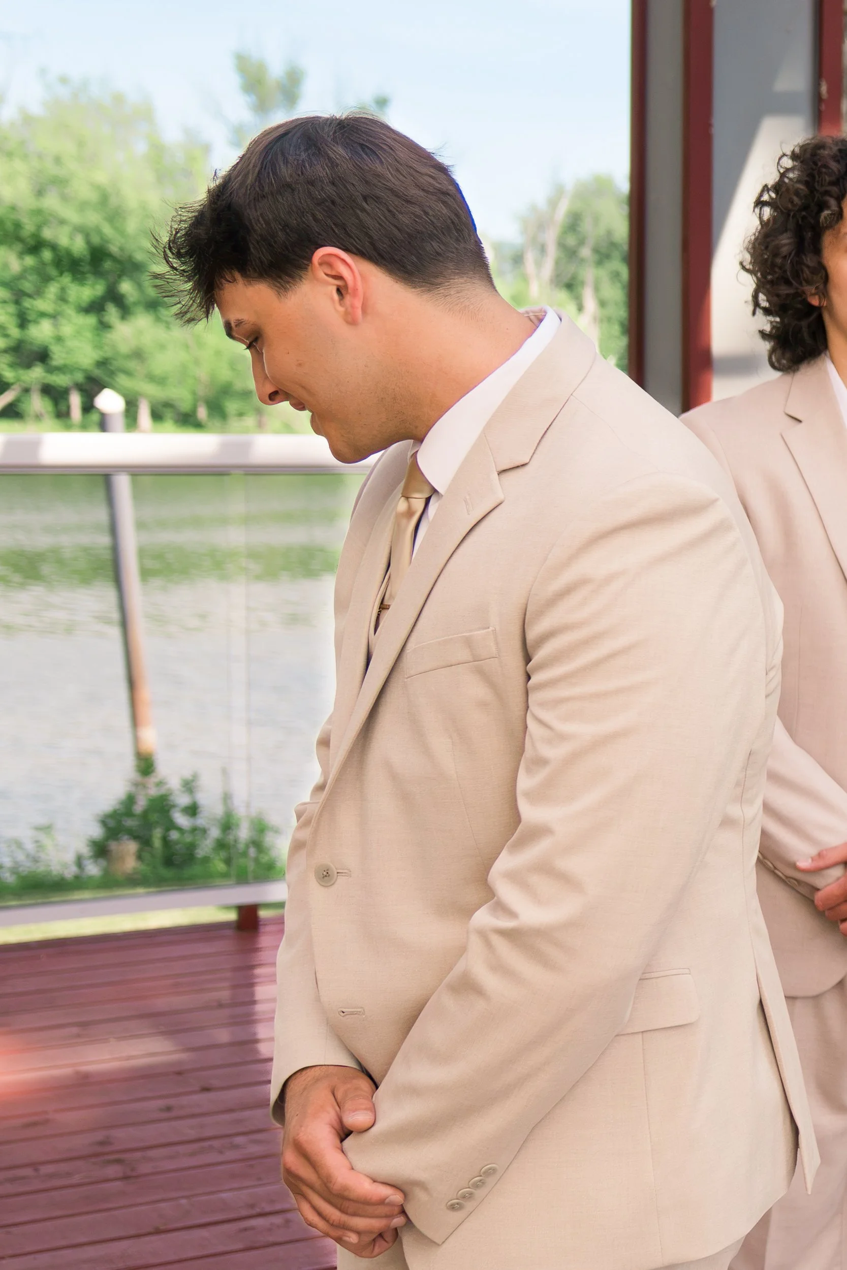 Celebrations-on-the-river-la-crosse-wisconsin-wedding-photography-midwest-wedding-portraits208.jpg