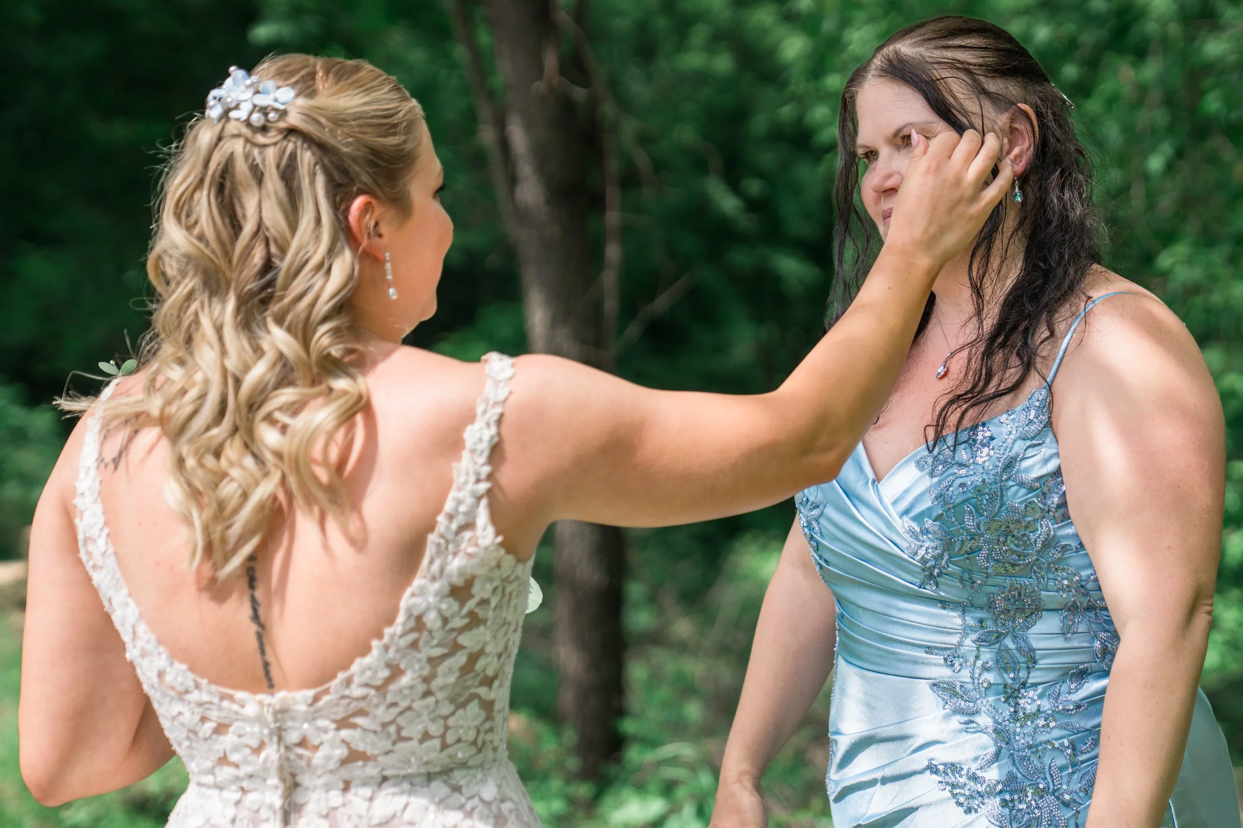 Wisconsin-wedding-photographer-lacrosse-best-wedding-photography-bride-2027-milwaukee-wedding-photographer-bridal-portraits-165.jpg