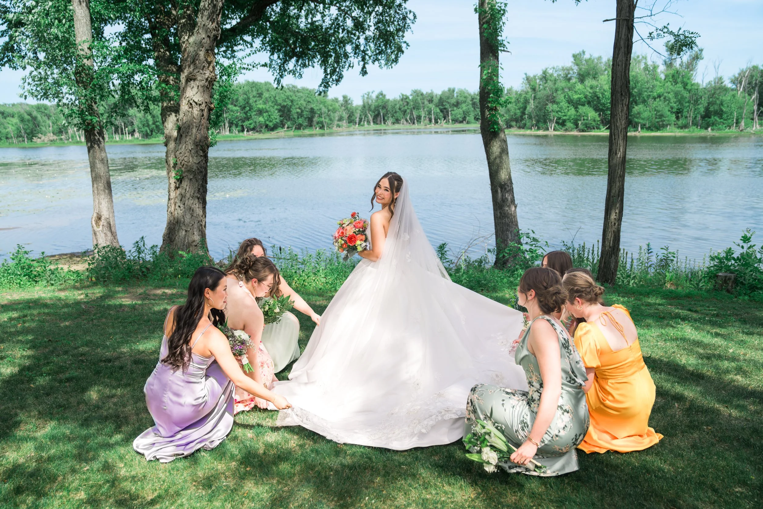 Celebrations-on-the-river-la-crosse-wisconsin-wedding-photography-midwest-wedding-portraits122.jpg