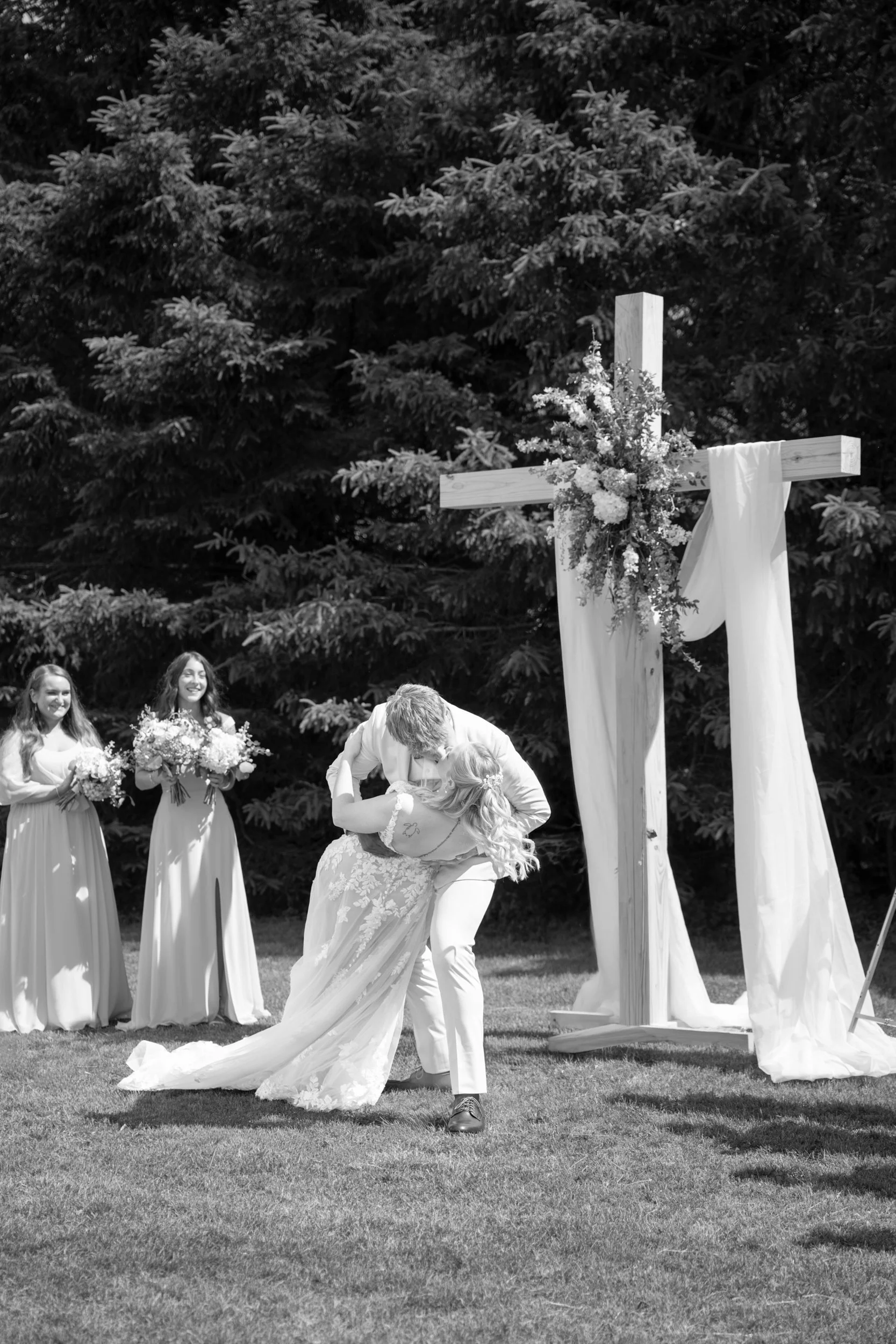 Wisconsin-wedding-photographer-lacrosse-best-wedding-photography-bride-2027-milwaukee-wedding-photographer-bridal-portraits-307.jpg