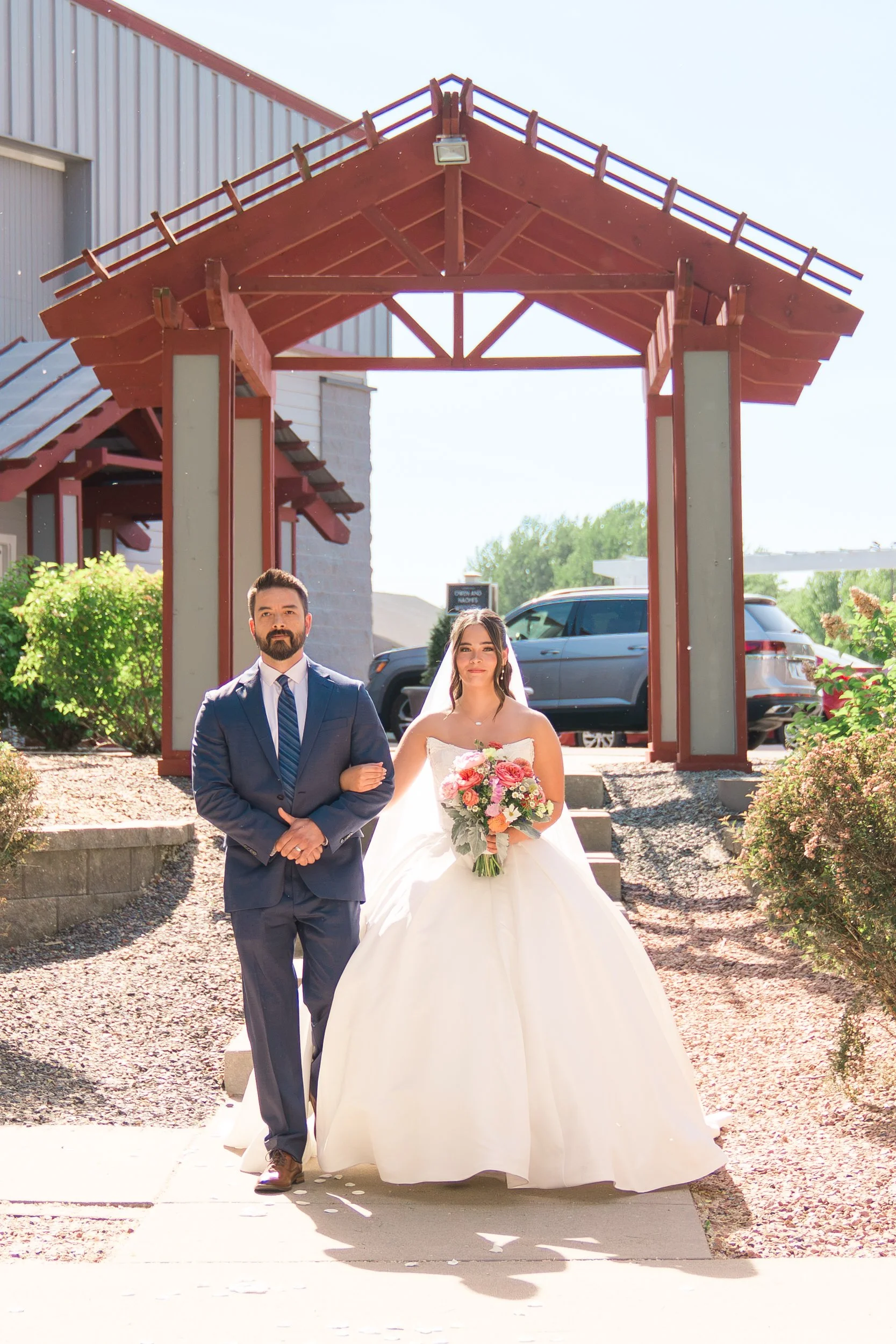 Celebrations-on-the-river-la-crosse-wisconsin-wedding-photography-midwest-wedding-portraits214.jpg