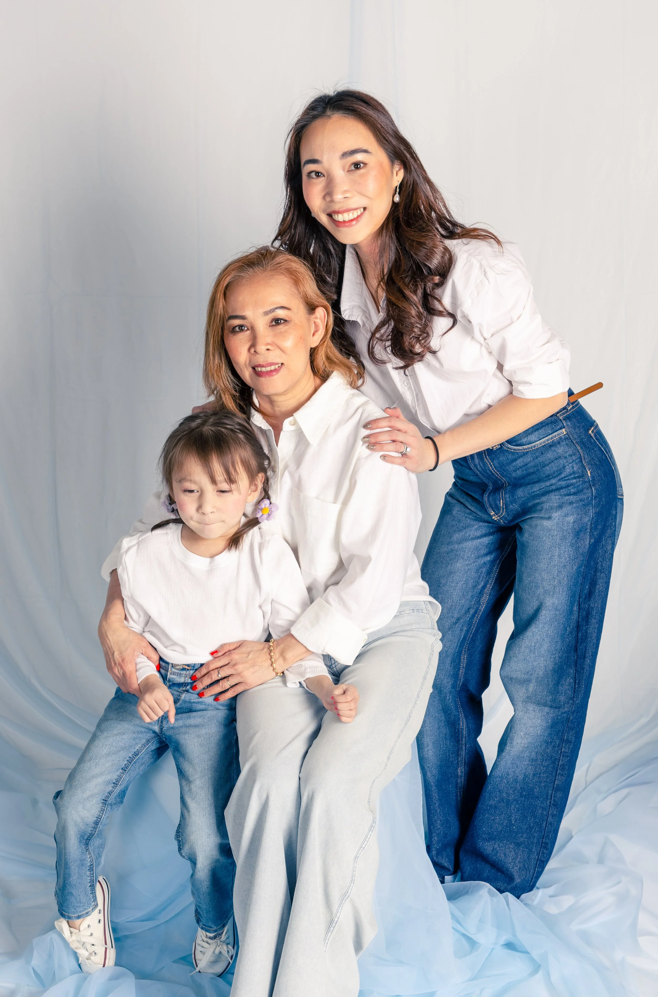 milwauke-wisconsin-family-studio-portraits-studio-photography-indoor-family-photos-kids-session-best-milwaukee-wisconsin-family-portraits060.jpg