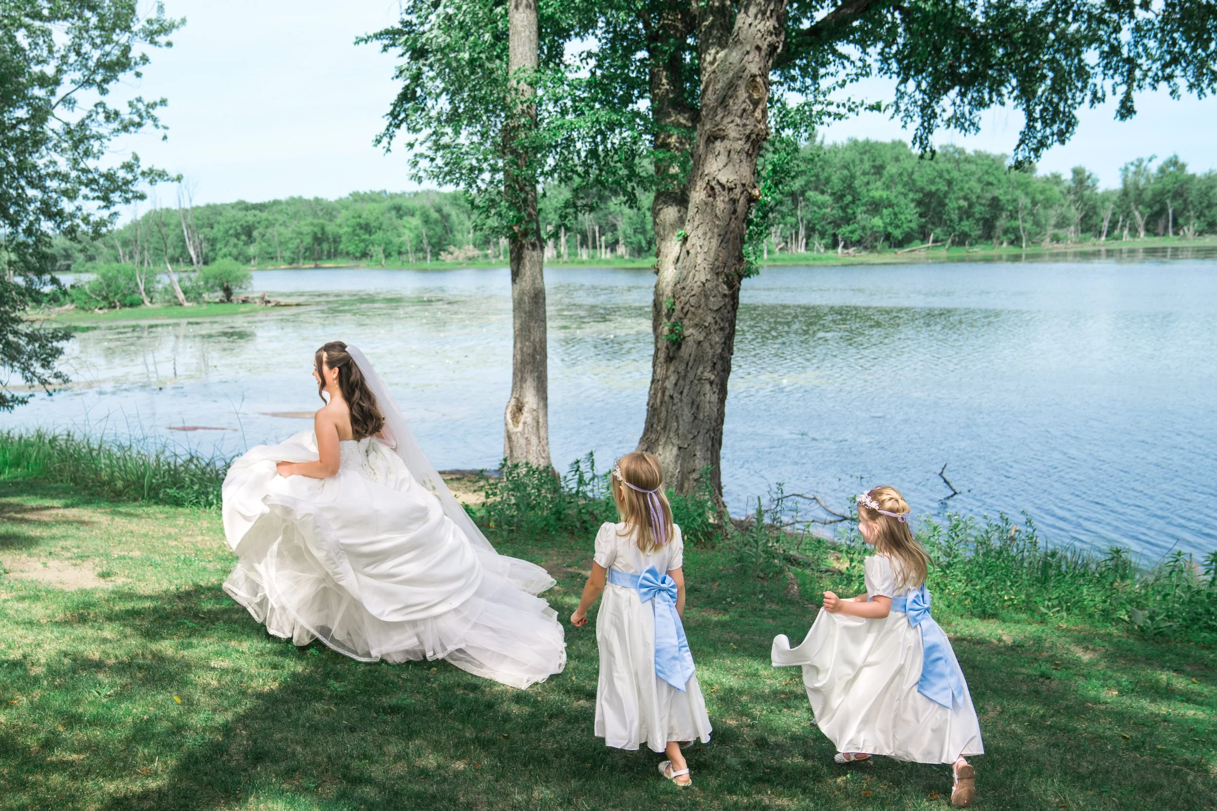 Celebrations-on-the-river-la-crosse-wisconsin-wedding-photography-midwest-wedding-portraits115.jpg