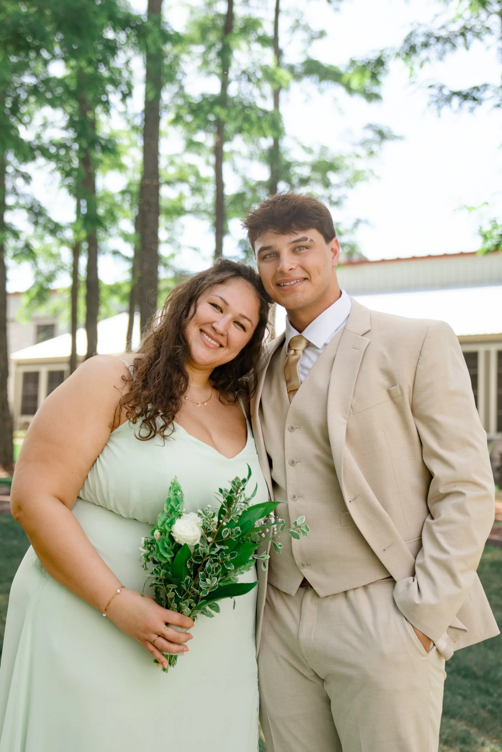 Celebrations-on-the-river-la-crosse-wisconsin-wedding-photography-midwest-wedding-portraits163.jpg