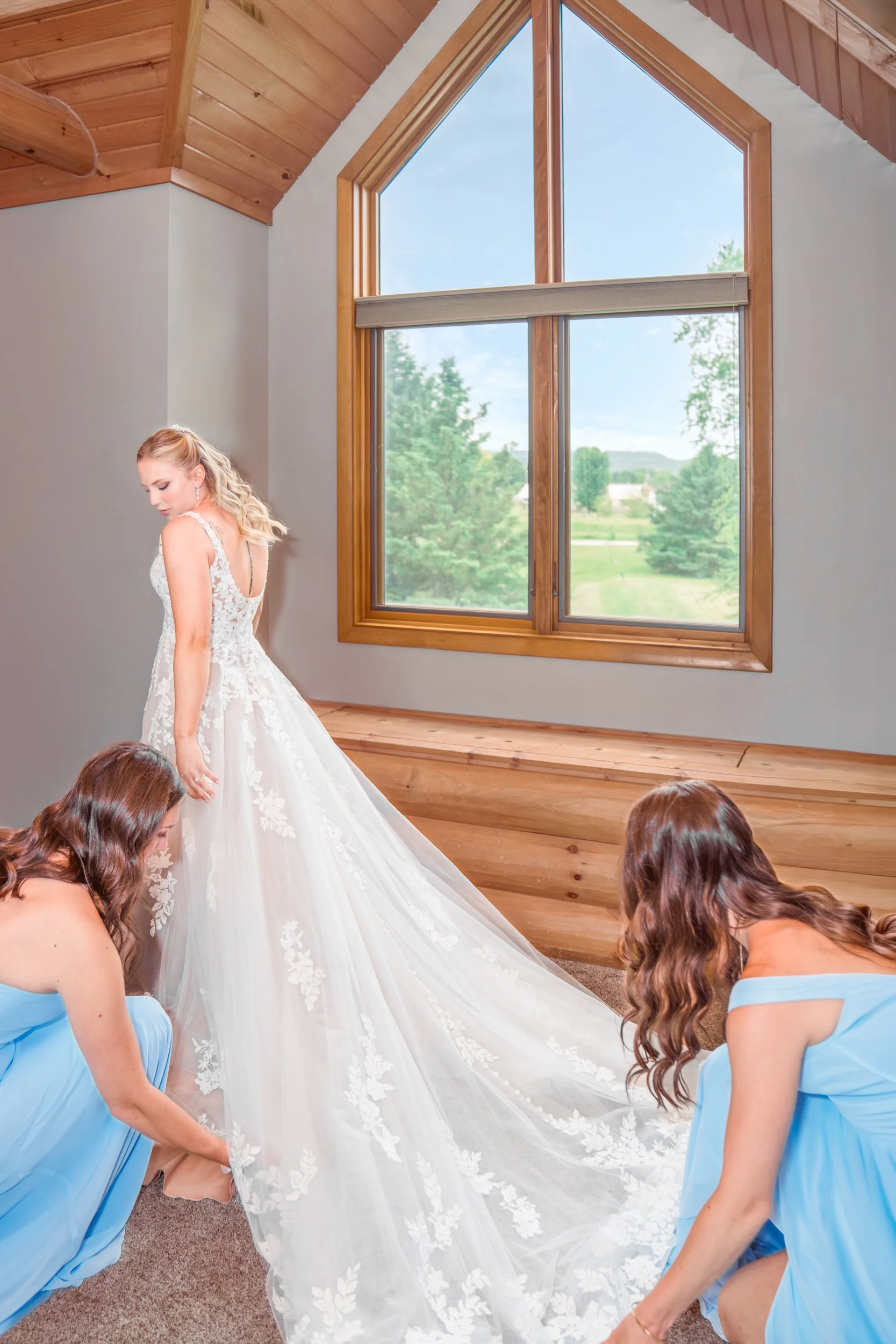 Wisconsin-wedding-photographer-lacrosse-best-wedding-photography-bride-2027-milwaukee-wedding-photographer-bridal-portraits-135.jpg