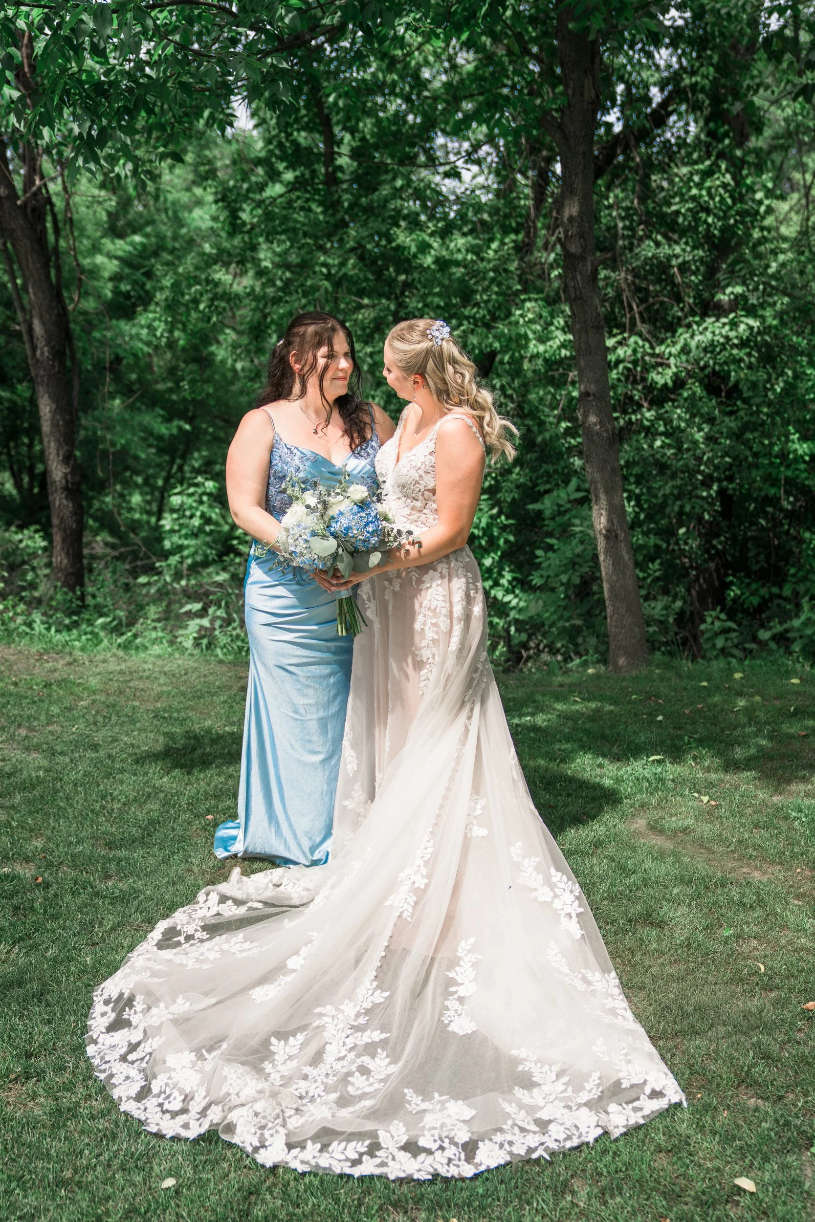 Wisconsin-wedding-photographer-lacrosse-best-wedding-photography-bride-2027-milwaukee-wedding-photographer-bridal-portraits-174.jpg